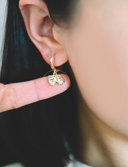 4pcs CZ Pave Gold Car Charm 12x11mm, Real Gold plated Brass Cute Car Pendants (GB-713-A)