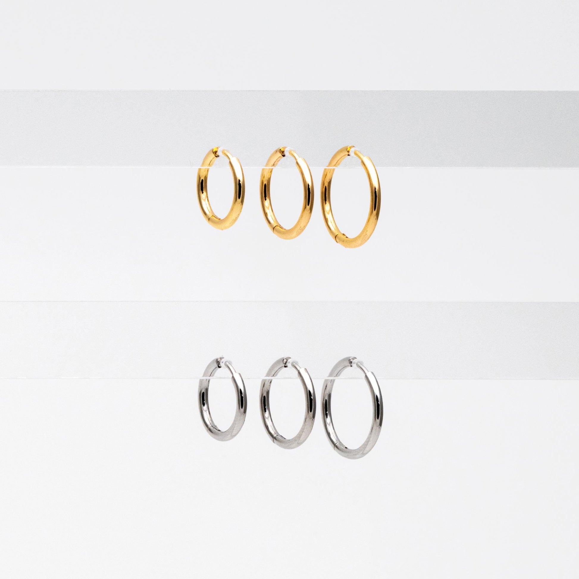 10pcs Gold/ Silver Tone Huggie Hoop Earrings, 2mm thick, 16/ 18/ 20mm, Stainless Steel Huggies, Minimalist Hoop Earrings (GB-2209)