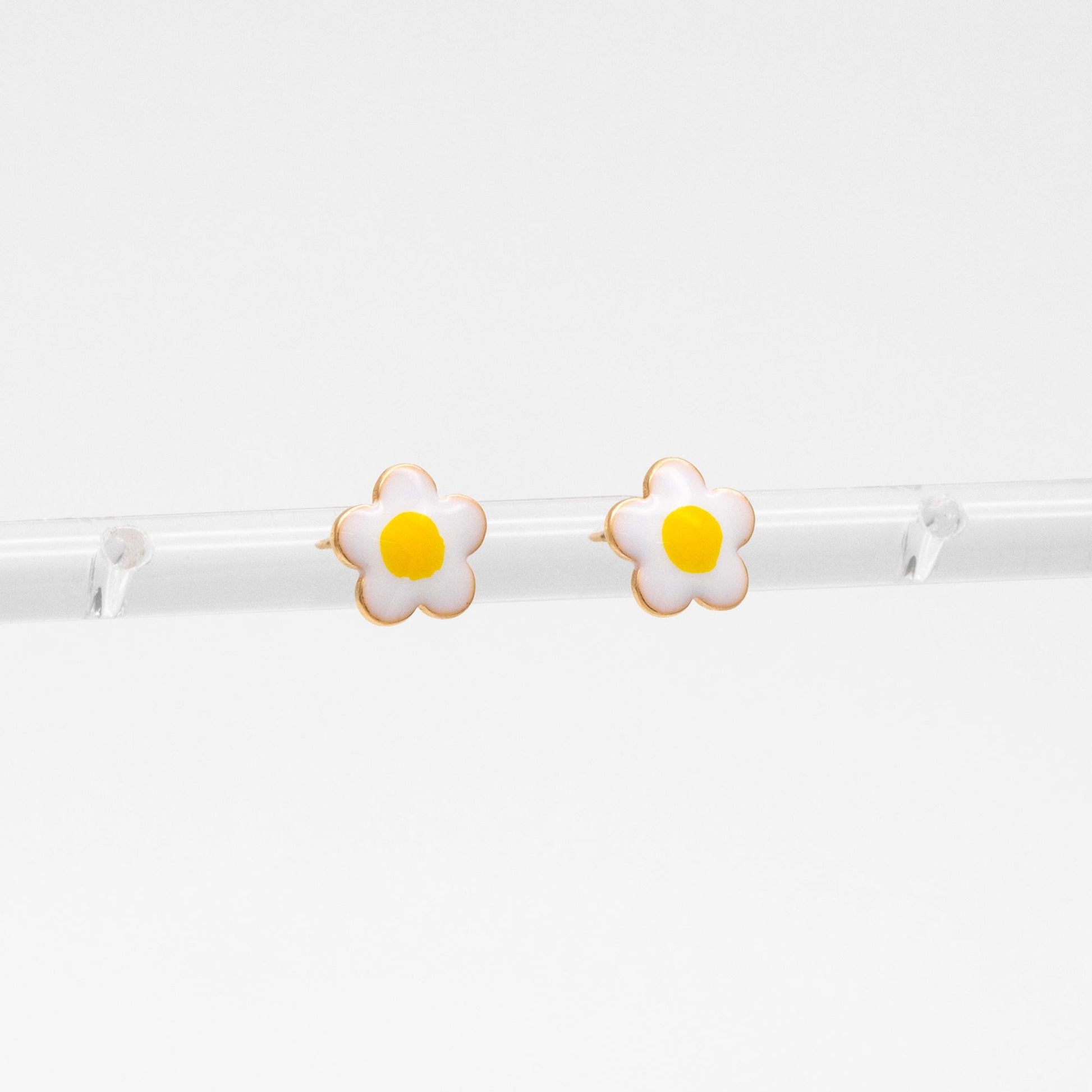 10pcs Gold Enamel Egg Flower Earrings, Gold Plated Brass, Floral Stud Earrings (GB-4608)