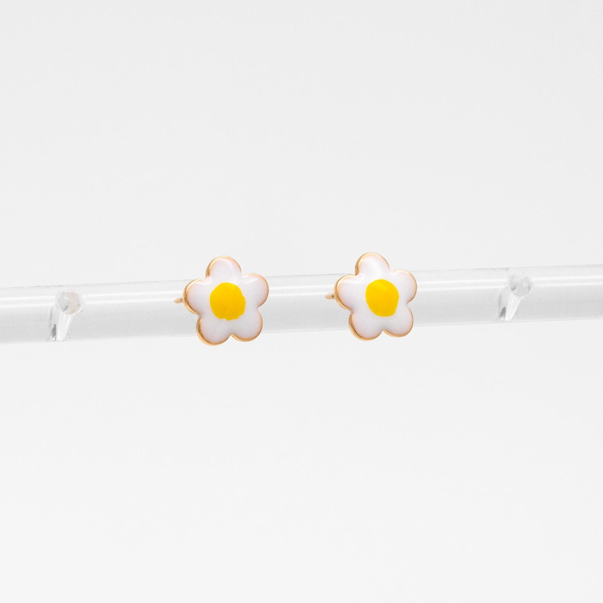 10pcs Gold Enamel Egg Flower Earrings, Gold Plated Brass, Floral Stud Earrings (GB-4608)