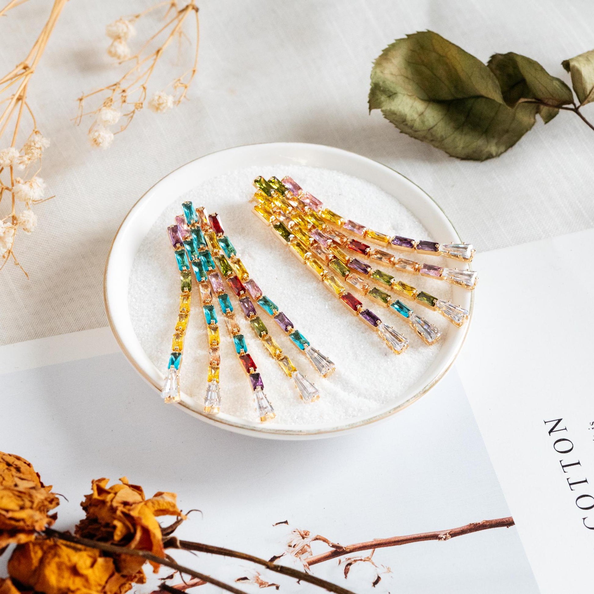 4pcs CZ Pave Chain Tassel Earrings, Long Tassel Stud Earring, Gold Dangling Earrings, Random Rainbow Mix Color (GB-4604)