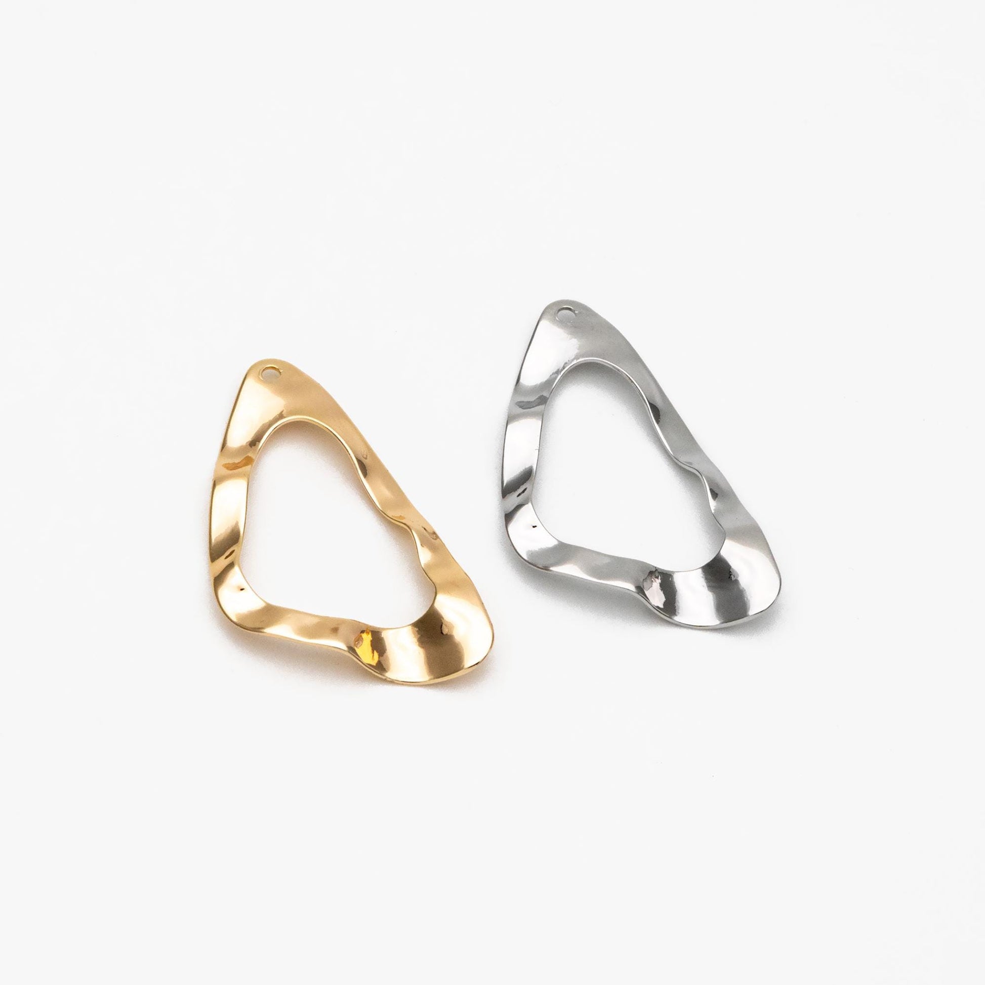 10pcs Hammered Triangle Circle Charms 33mm, Gold/ Silver Irregular Triangle Pendants (GB-402-H)