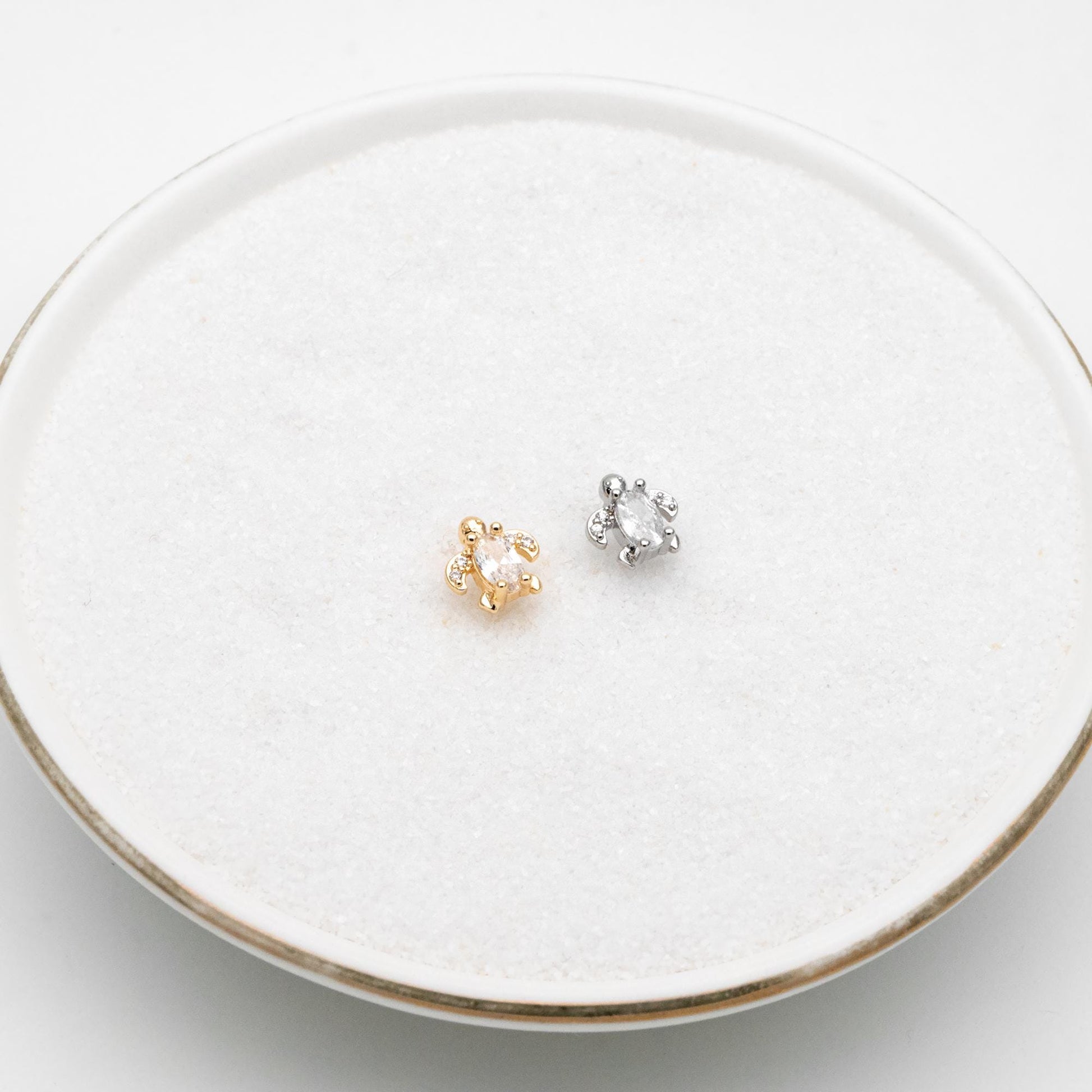 10pcs CZ Pave Gold/ Silver Tone Turtle Earrings, Gold/ Rhodium Plated Brass, Minimalist Stud Earrings (GB-4630)