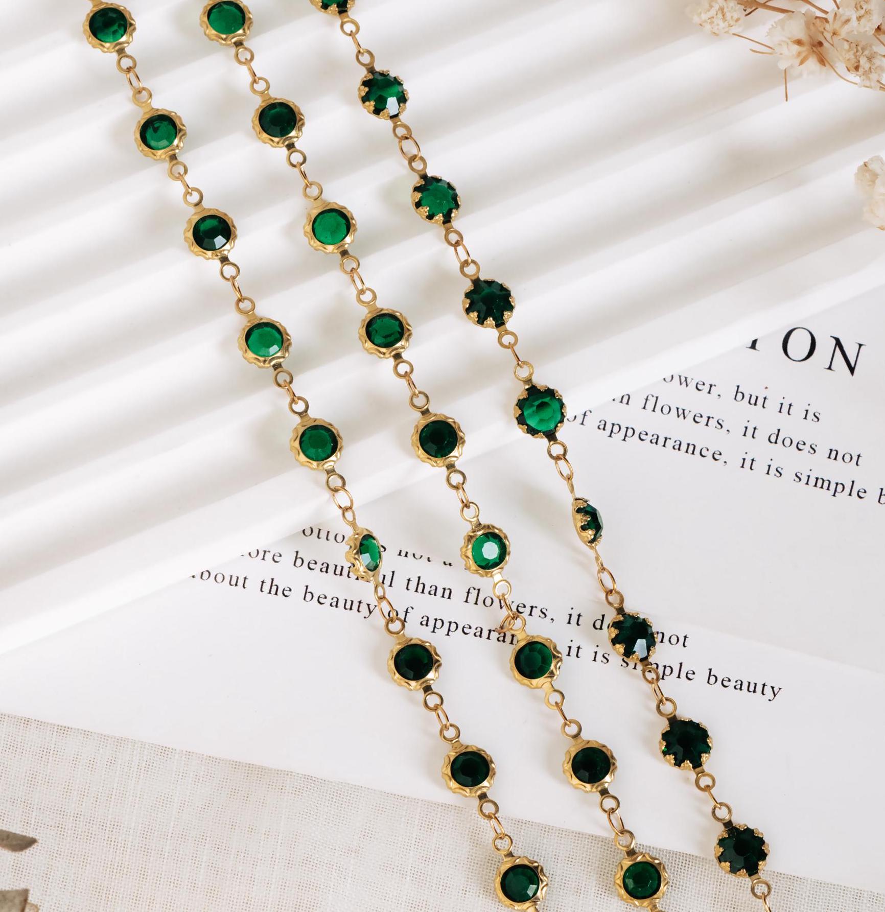 Unplated Raw Brass Designer Chain, Black/ Emerald Green Glass Flat Beaded Links 7mm (#LK-033)/ 1 Meter=3.3ft