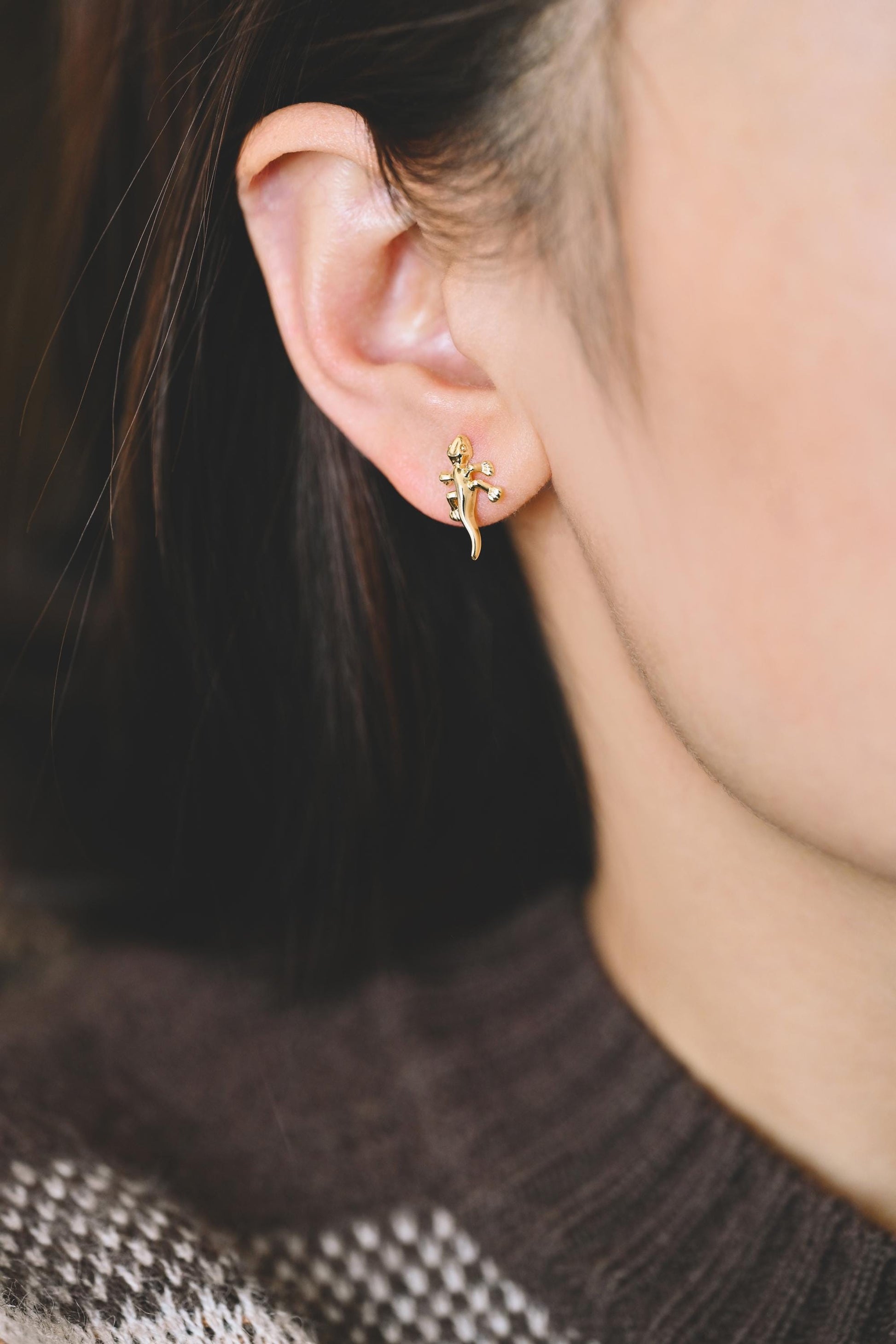 10pcs Gold Gecko Earrings 15x9mm, Gold Plated Brass Lizard Stud Earrings (GB-3998)