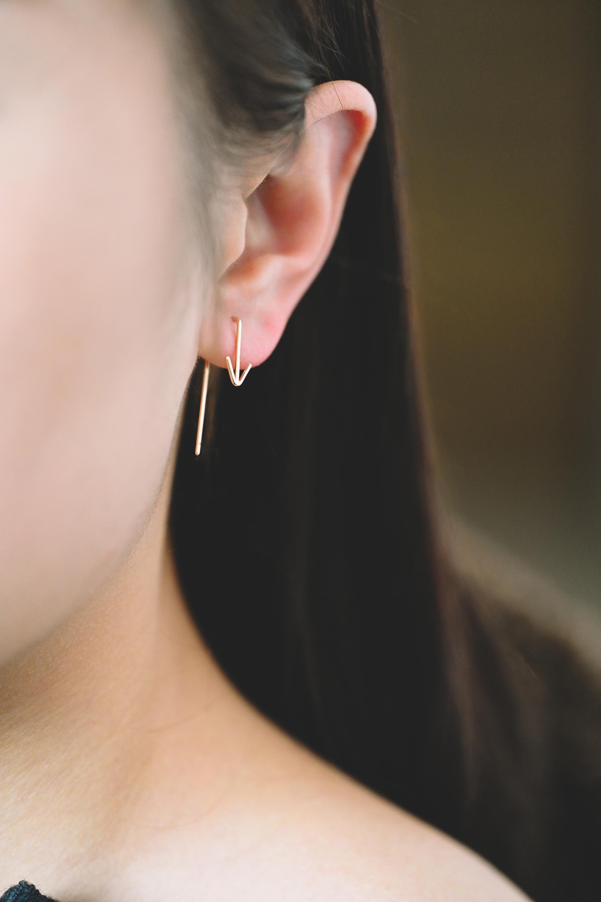 10pcs Gold Arrow Earring Hooks, 18K Gold Plated Brass, Simple Earwire Earrings (GB-4605)