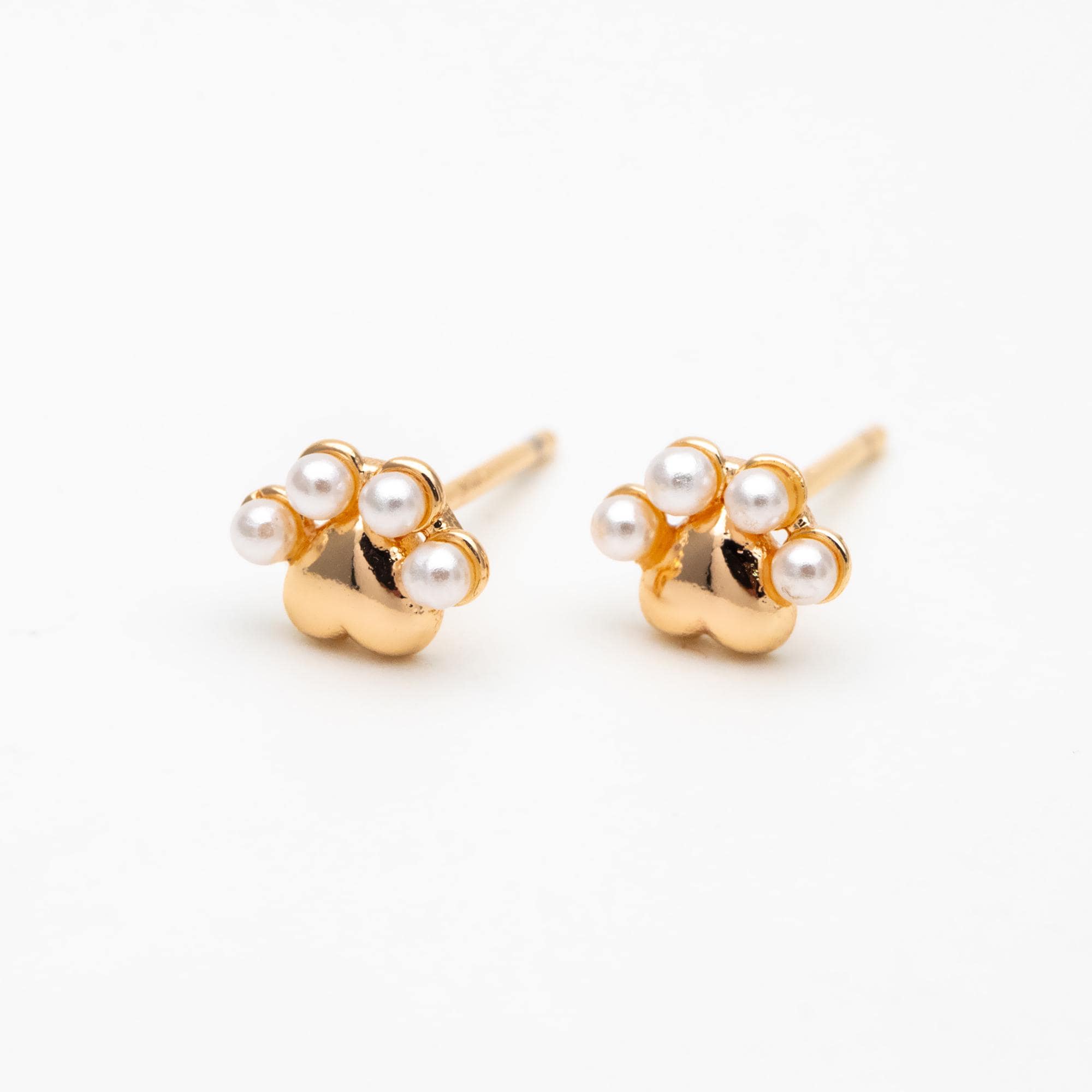 4pcs Gold/ Silver Faux Pearl Pet Paw Print Earrings, 18K Gold/ Rhodium Plated Brass, Minimalist Stud Earring (GB-4633)