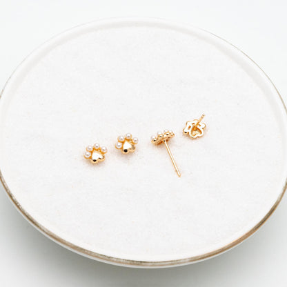 4pcs Gold/ Silver Faux Pearl Pet Paw Print Earrings, 18K Gold/ Rhodium Plated Brass, Minimalist Stud Earring (GB-4633)