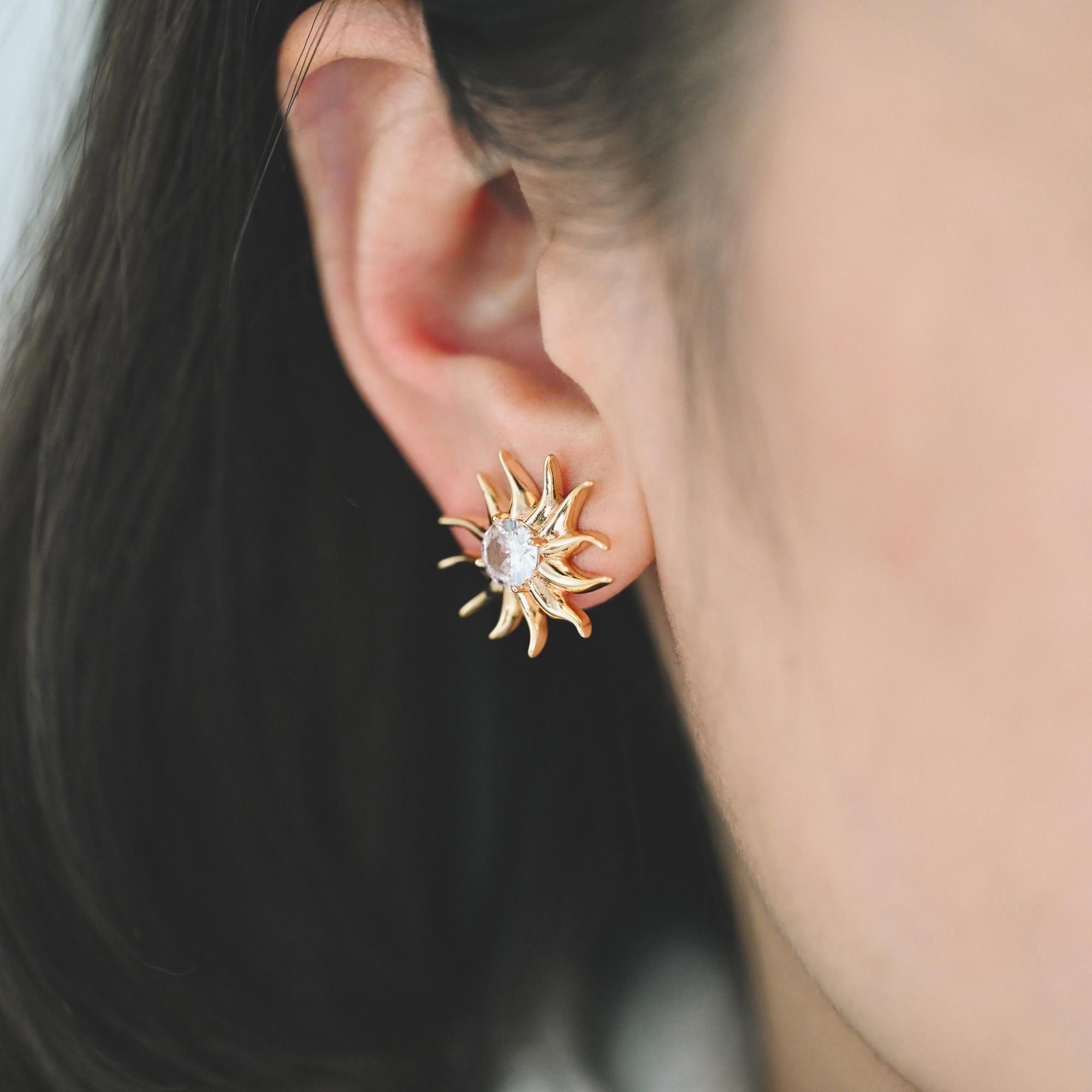 4pcs CZ Paved Sun Earring with Loop, 18x20mm, Real Gold/ Rhodium Plated Brass Stud Earrings (#GB-3507)