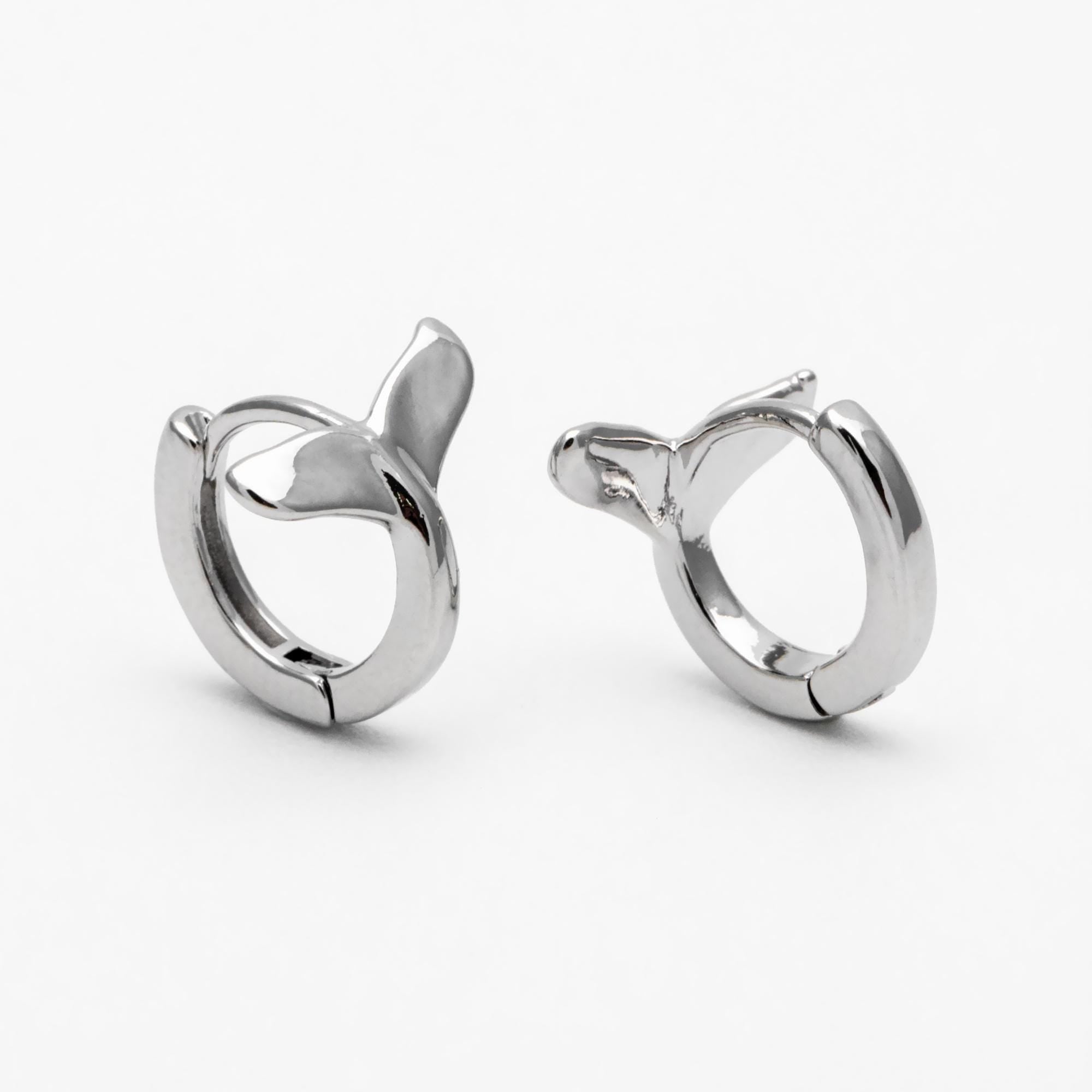 4pcs Gold/ Silver Whale Tail Hoop Earrings, Dainty Huggie Earrings, Minimalist Hoops, Huggies (GB-4340)