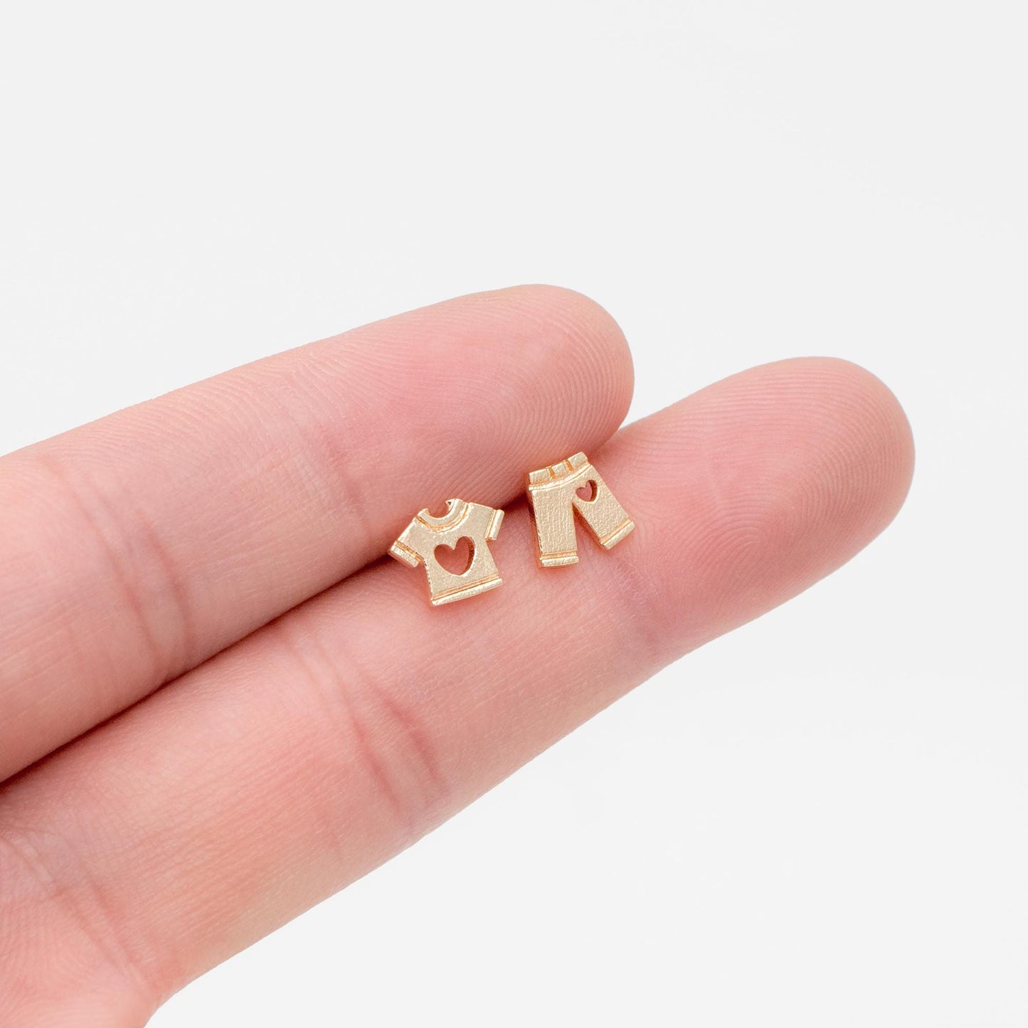 10pcs Gold Heart T-shirt/ Trousers Earrings, Gold Plated Brass Minimalist Stud Earrings (GB-3287)