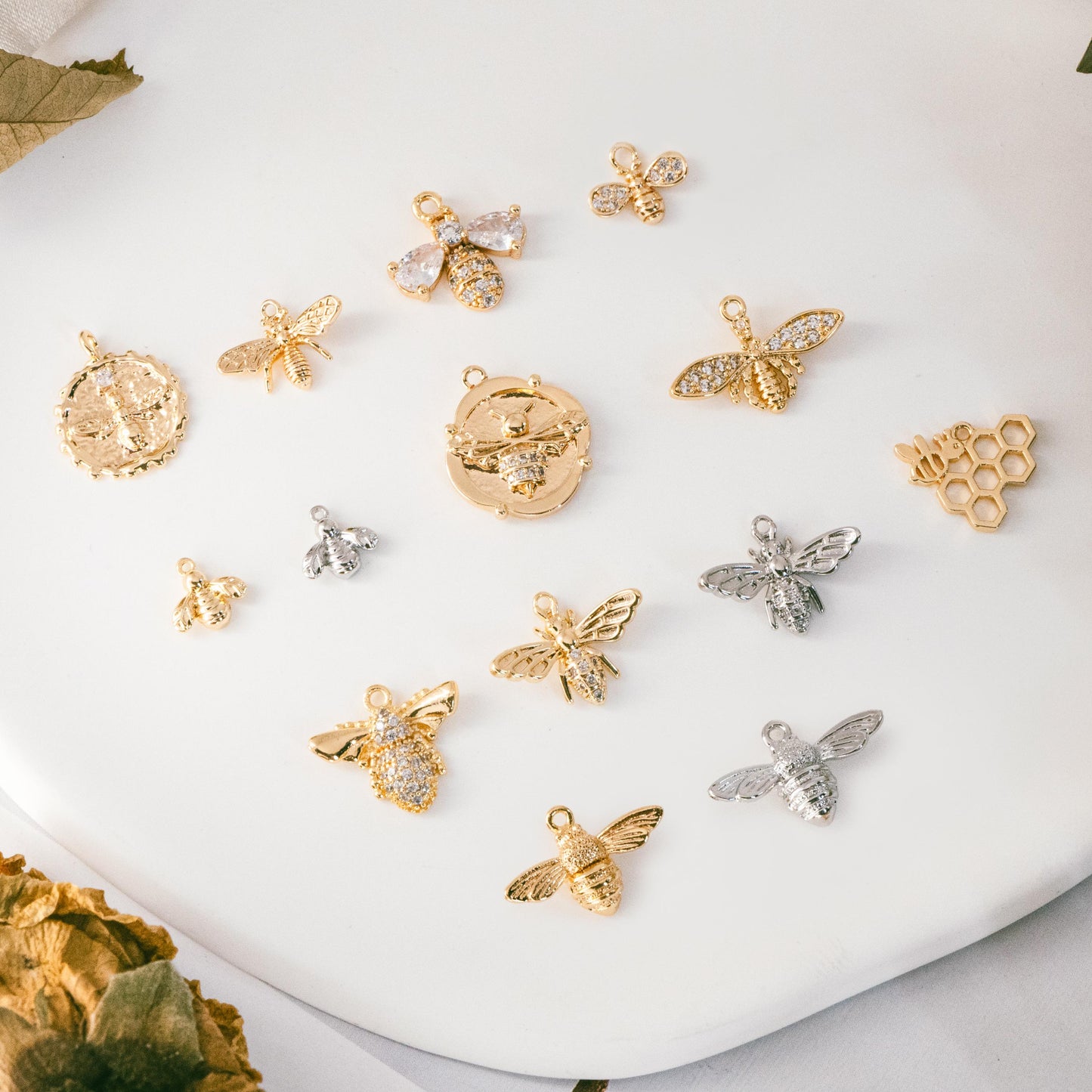 10pcs Gold/ Silver Bee Charm Jewelry Making, Insect Theme Supplies (GB-3093)