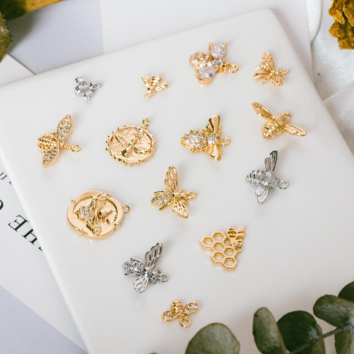 10pcs Gold/ Silver Bee Charm Jewelry Making, Insect Theme Supplies (GB-3093)