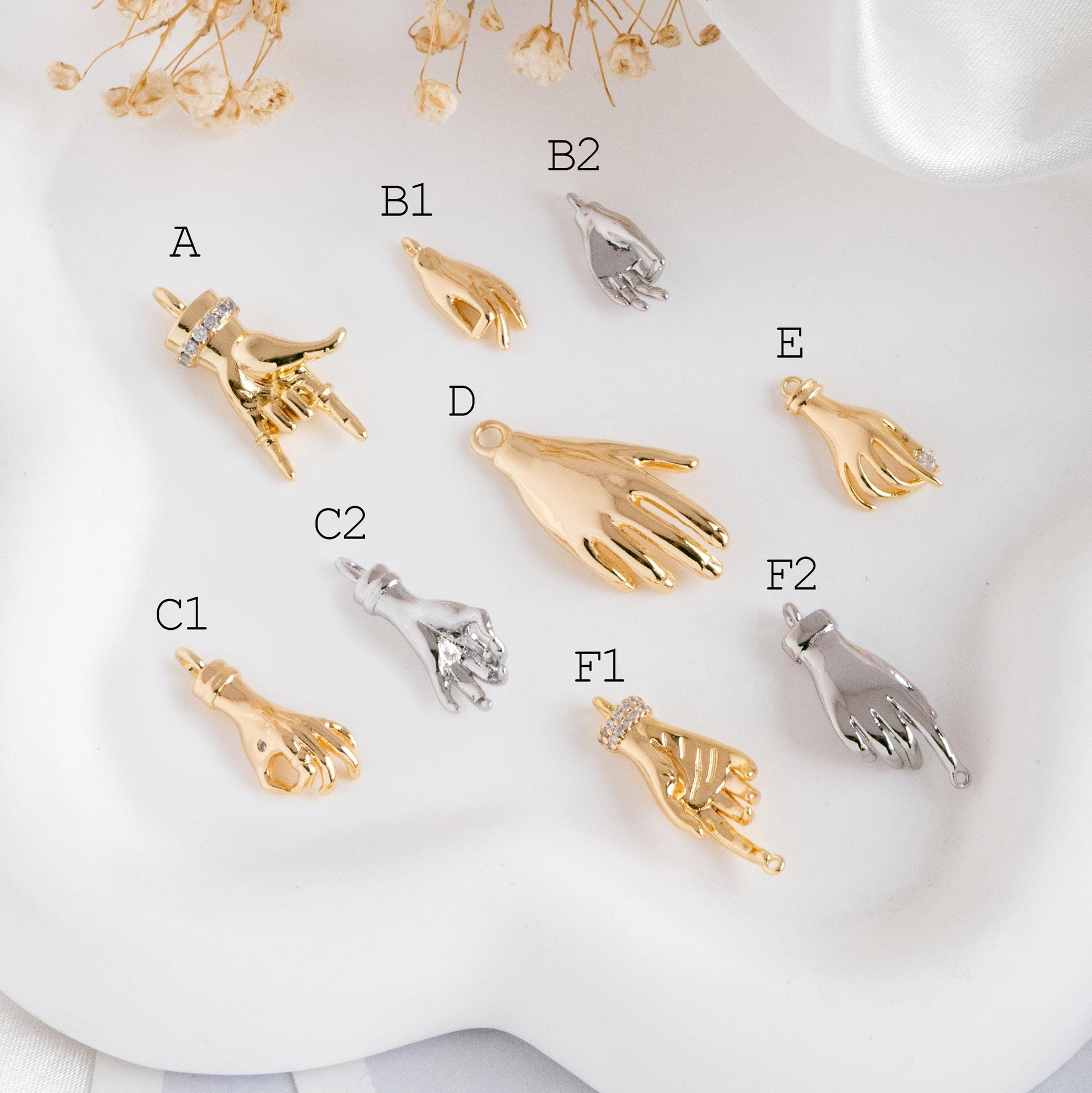 4pcs Gold/ Silver Hand Charms, Gold/ Rhodium plated Brass, DIY Jewelry Making Supplies (GB-4156)