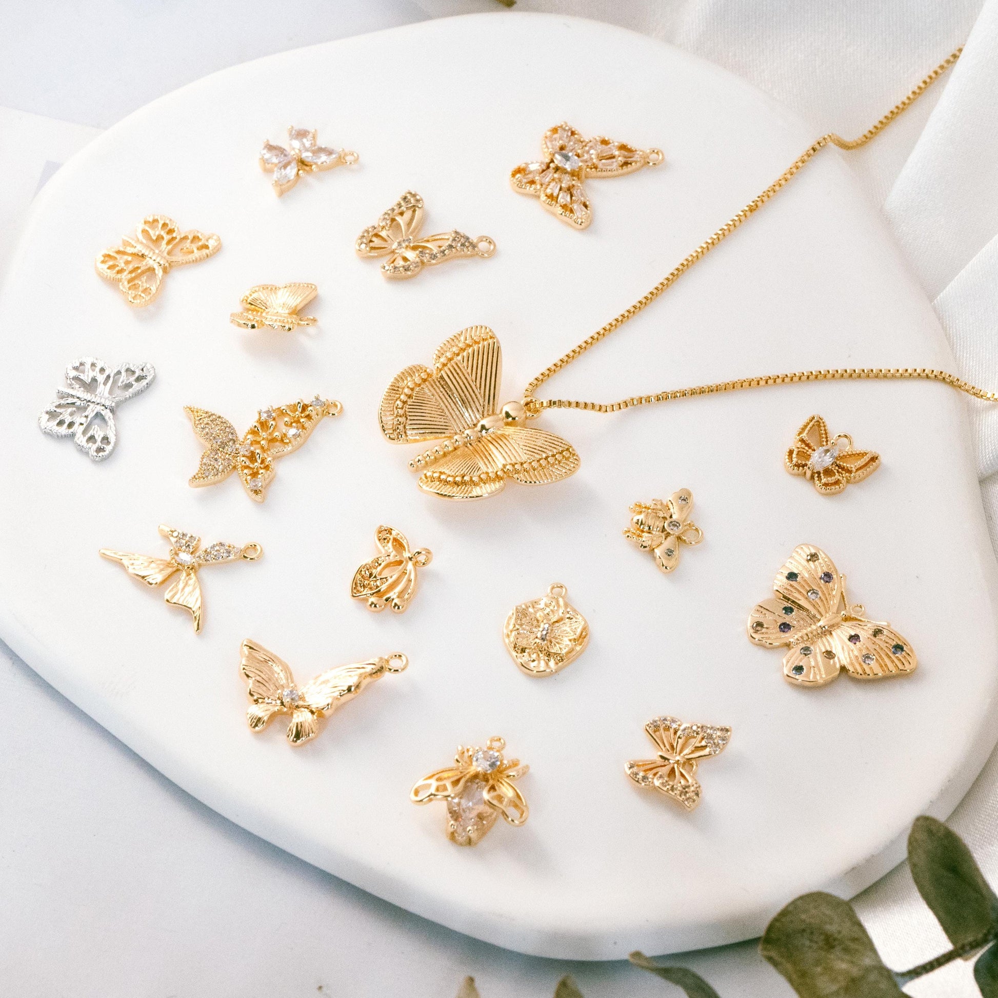 4pcs Delicate Butterfly Charms for Jewelry Making, Gold plated Butterfly Pendants (GB-3561)