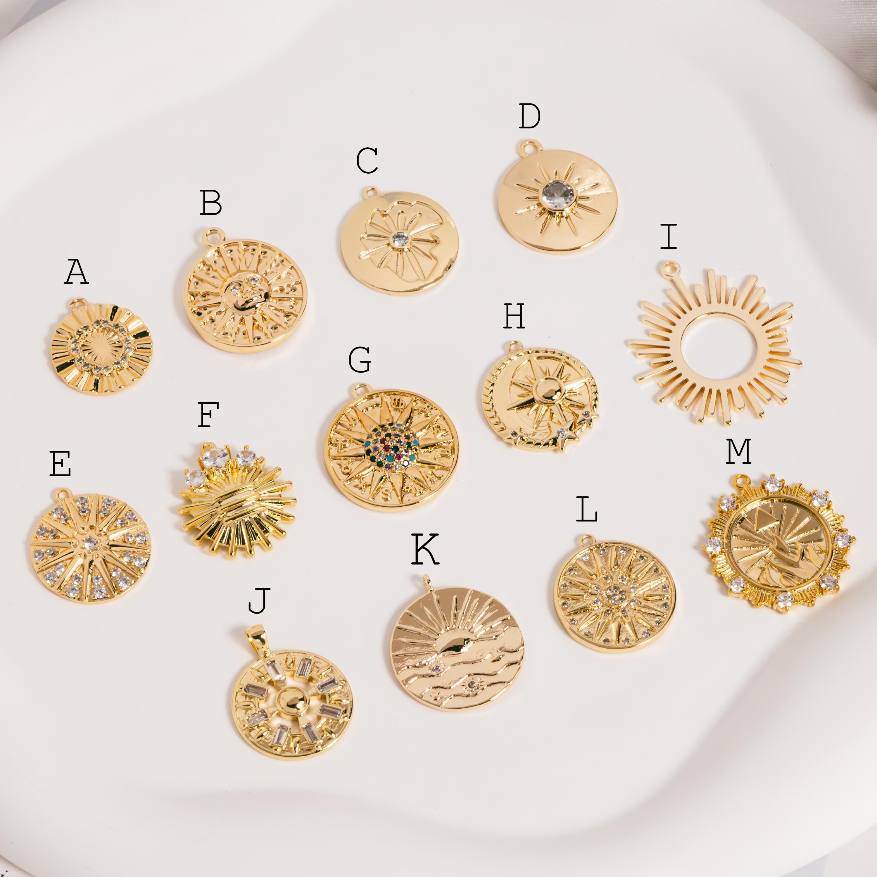 4pcs Gold Round Sun Charms , 18K Gold plated Brass, Disk Sun Pendants (GB-1232)