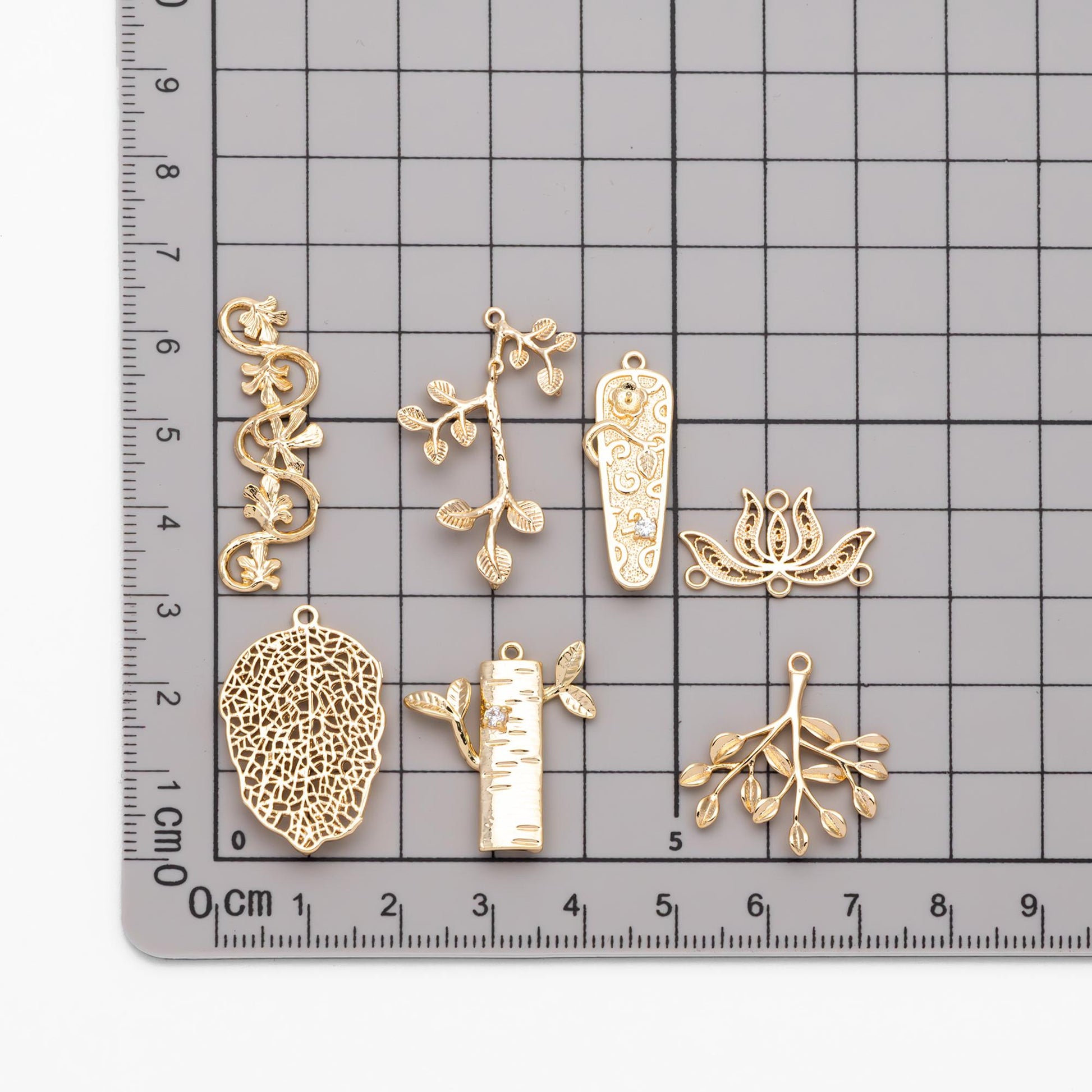 10pcs Gold Tree Leaf Flower Connectors, Gold Plated Brass, Branch Charms, Lead Nickel Free (GB-1010)