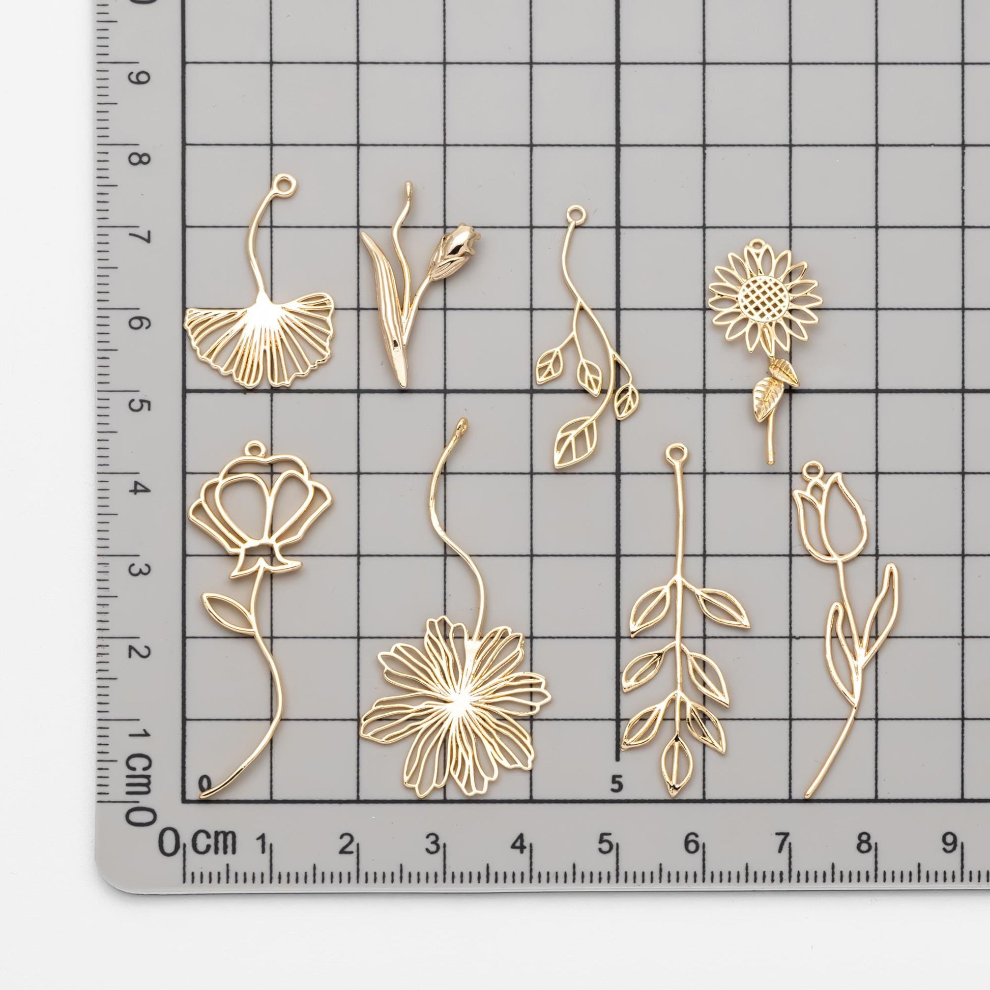 10pcs Gold Flower Leaf Charms, 18K Gold plated Brass, Dainty Earring Pendants (GB-4425)