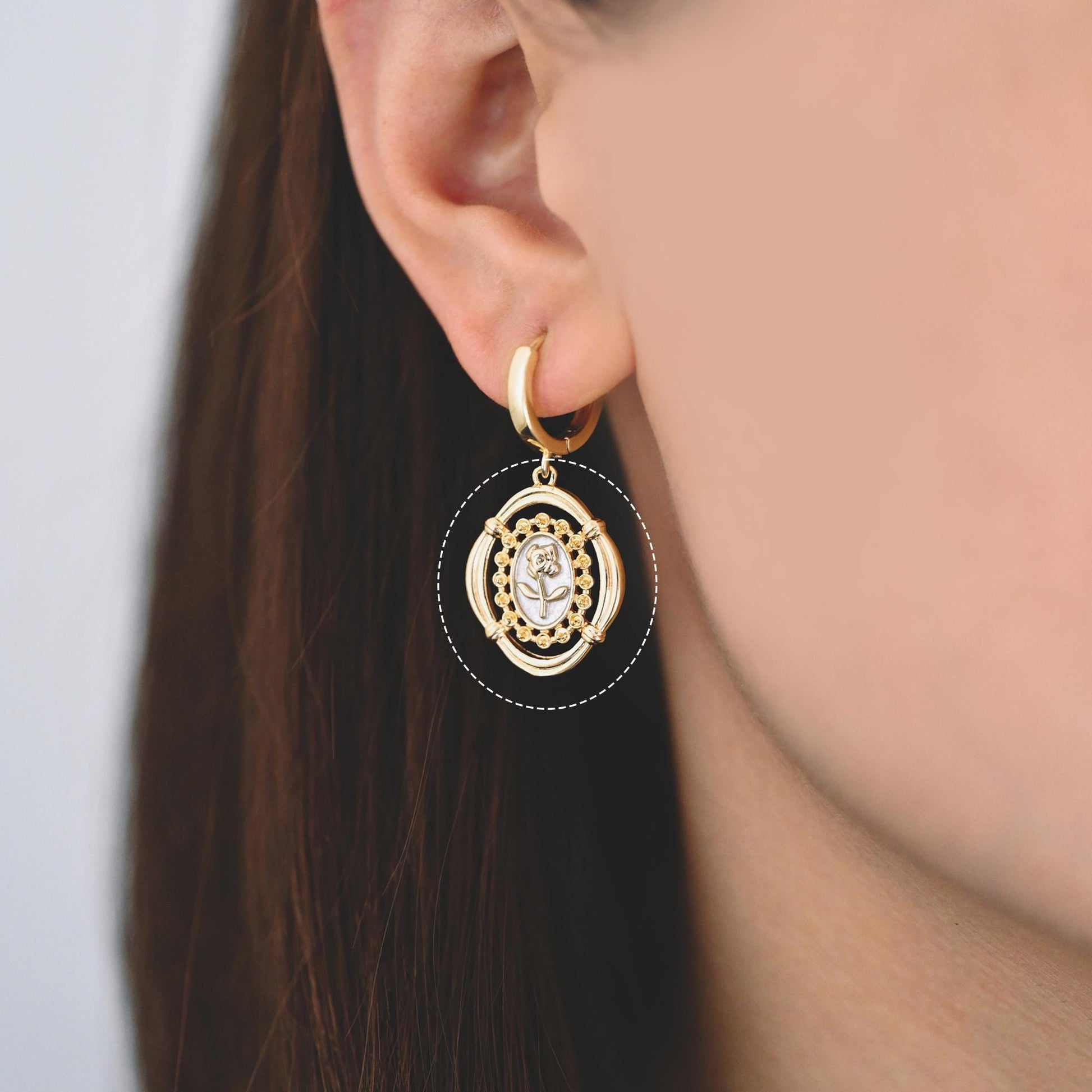 4pcs Gold Flower Charms, 18K Gold plated Brass, Flower Earring Pendants (GB-1281)