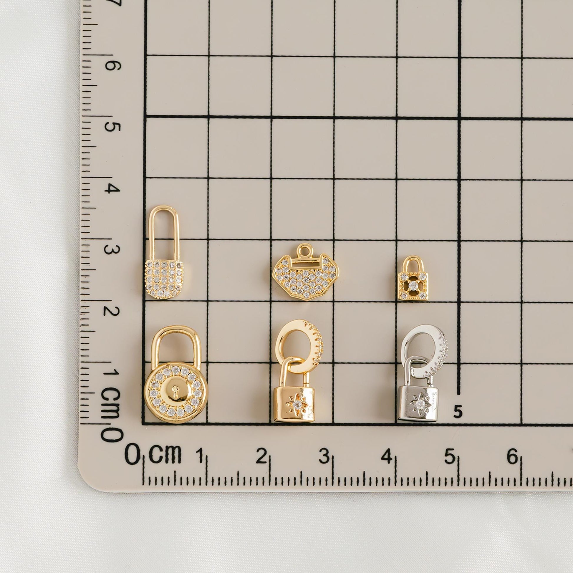 4pcs CZ Pave Gold/ Silver Tone Lock Charms, Real Gold/ Rhodium plated Brass, Mini Lock Pendants (GB-751)