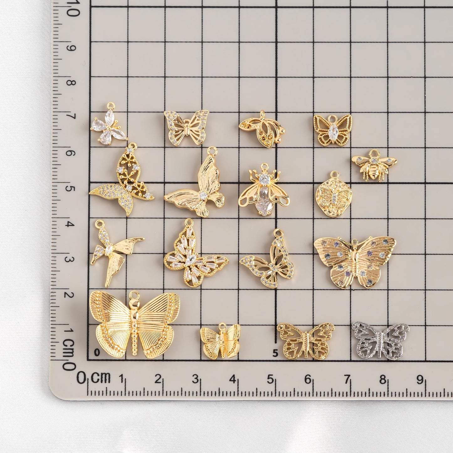 4pcs Delicate Butterfly Charms for Jewelry Making, Gold plated Butterfly Pendants (GB-3561)
