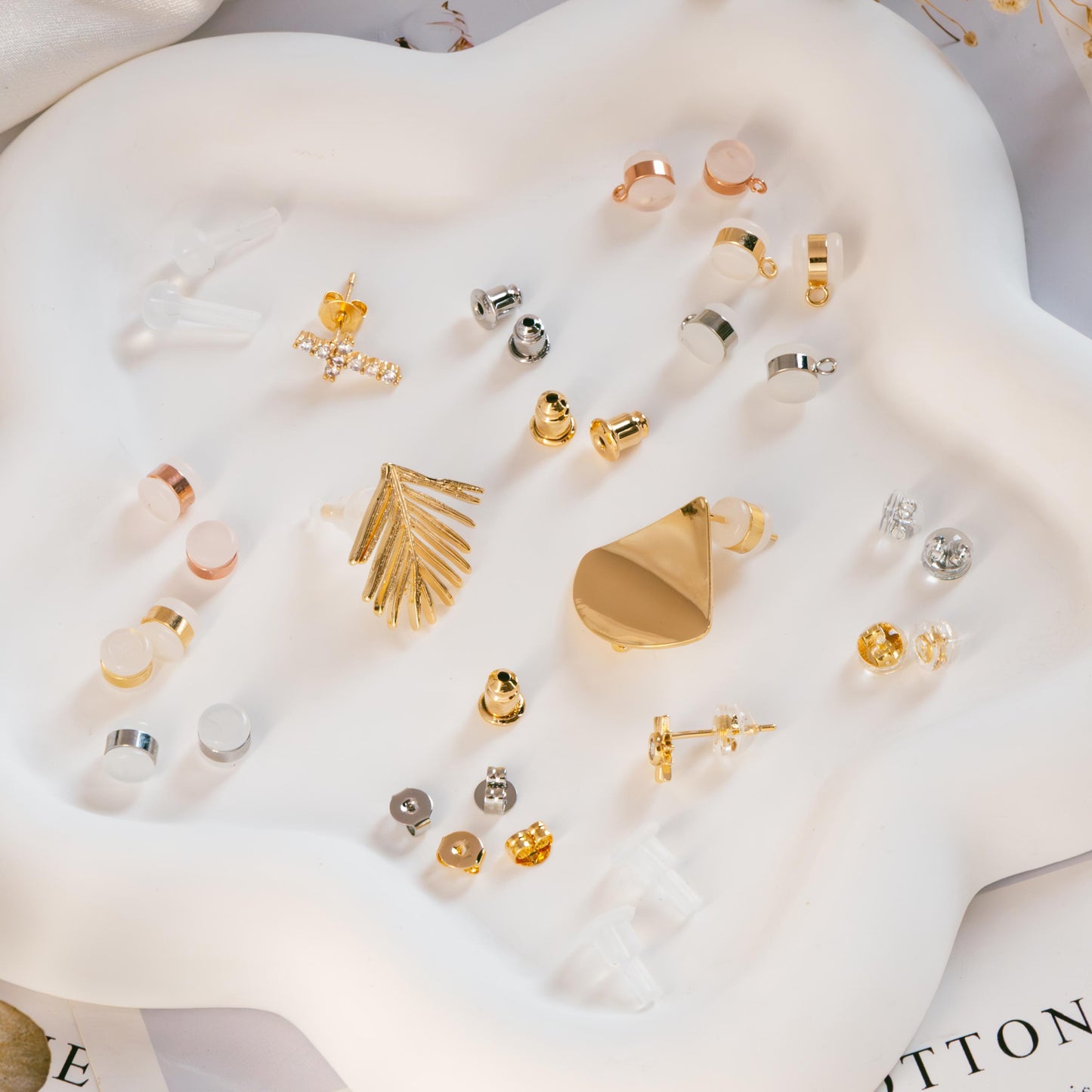 20pcs Gold/ Rhodium plated Ear Nuts, Earring Back Stoppers, Jewelry Findings Wholesale (#GB-651)