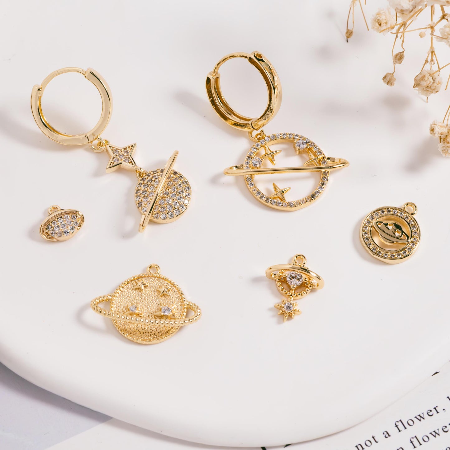 4pcs CZ pave Gold Saturn Charms , Gold plated Brass Planet Pendants, DIY Earring Necklace Components (GB-1173)