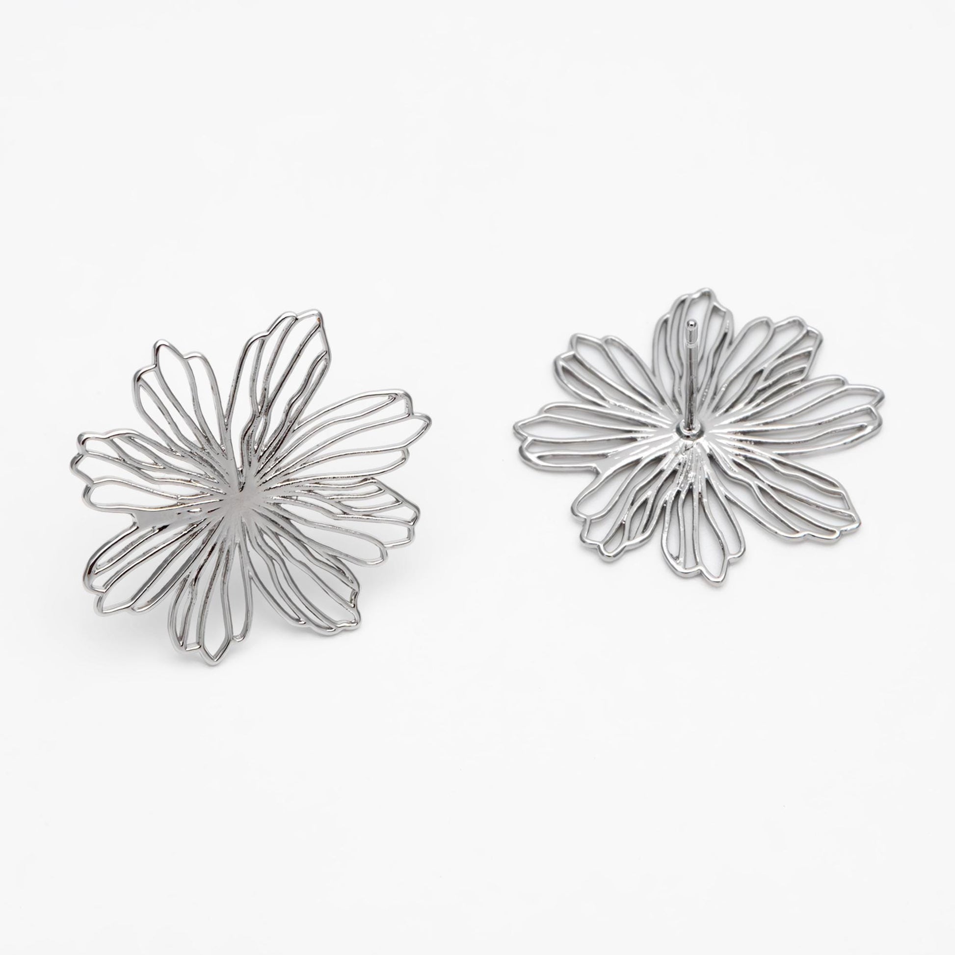 4pcs Gold/ Silver Hollow Flower Post Earrings 22x23mm, Gold/ Rhodium plated Brass Floral Stud Earring (#GB-4000)