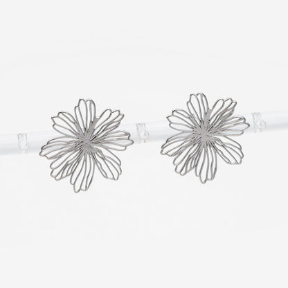 4pcs Gold/ Silver Hollow Flower Post Earrings 22x23mm, Gold/ Rhodium plated Brass Floral Stud Earring (#GB-4000)