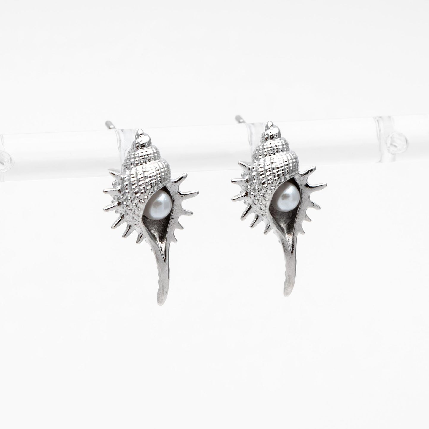 4pcs Faux Pearl Pave Gold/ Silver Tone Shell Earrings, Gold/ Rhodium plated Brass Seashell Stud Earrings (GB-4652)