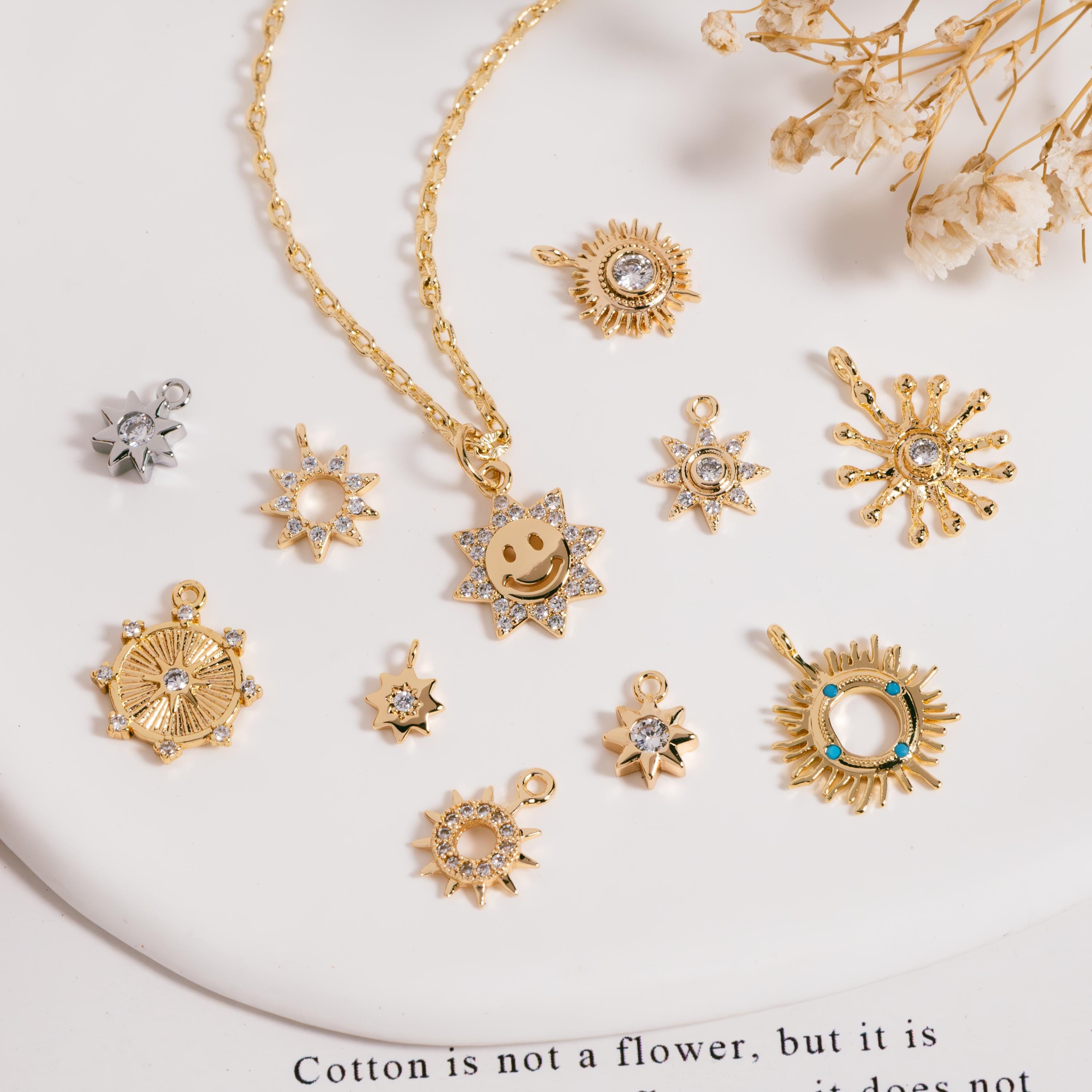 10pcs CZ Pave Gold/ Silver Sun Charm , 18K Gold/ Rhodium plated Brass, Sun Pendants (GB-1658)