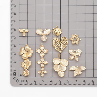 10pcs Gold Leaf Charm Connectors , Real Gold plated Brass, Leaf Pendant with Two Loops (GB-4391)