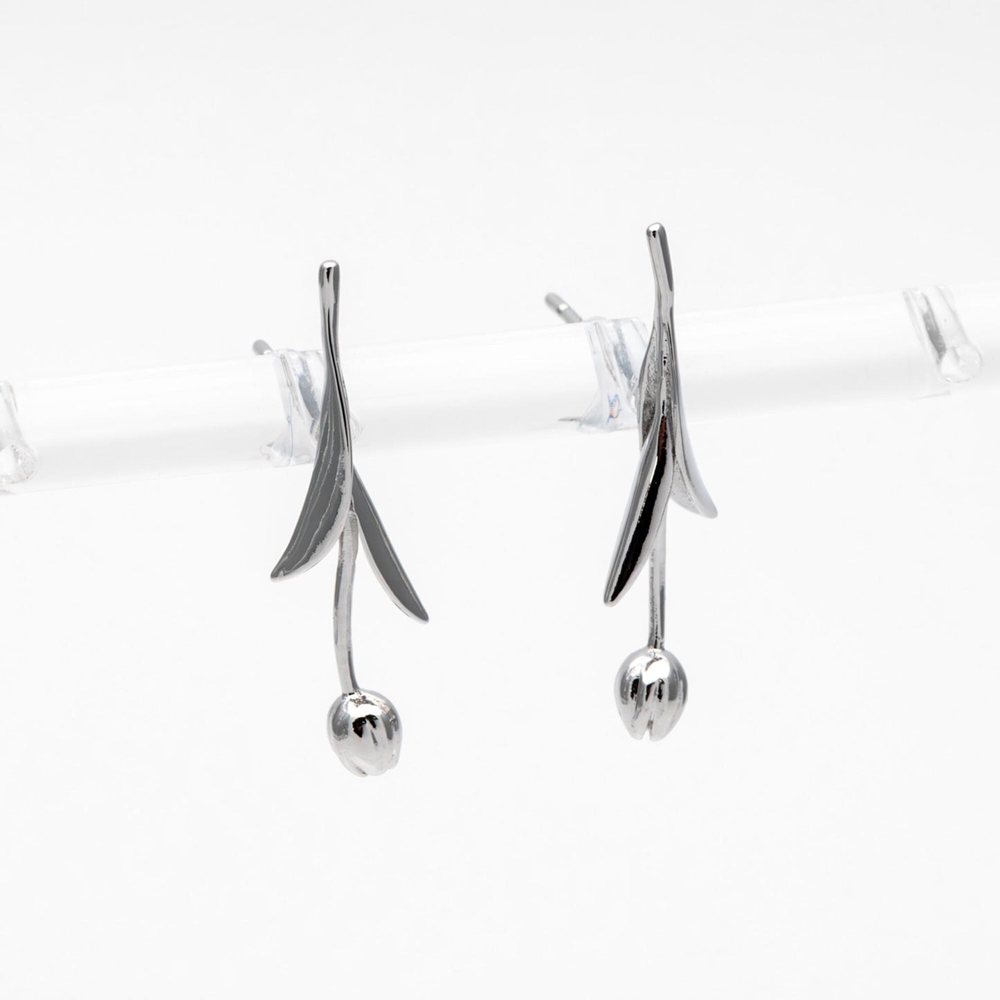 10pcs Gold/ Silver Tulip Flower Earrings 24x6mm, Gold/ Rhodium Plated Brass Flower Stud Earrings (GB-4010)