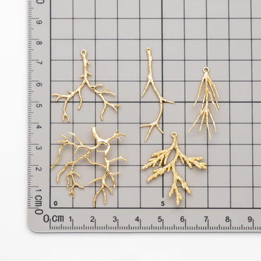 4pcs Gold Branch Charms , Real Gold Plated Brass, Christmas Pendants, Jewelry Making, Diy Material, Jewelry Supplies (GB-2672)