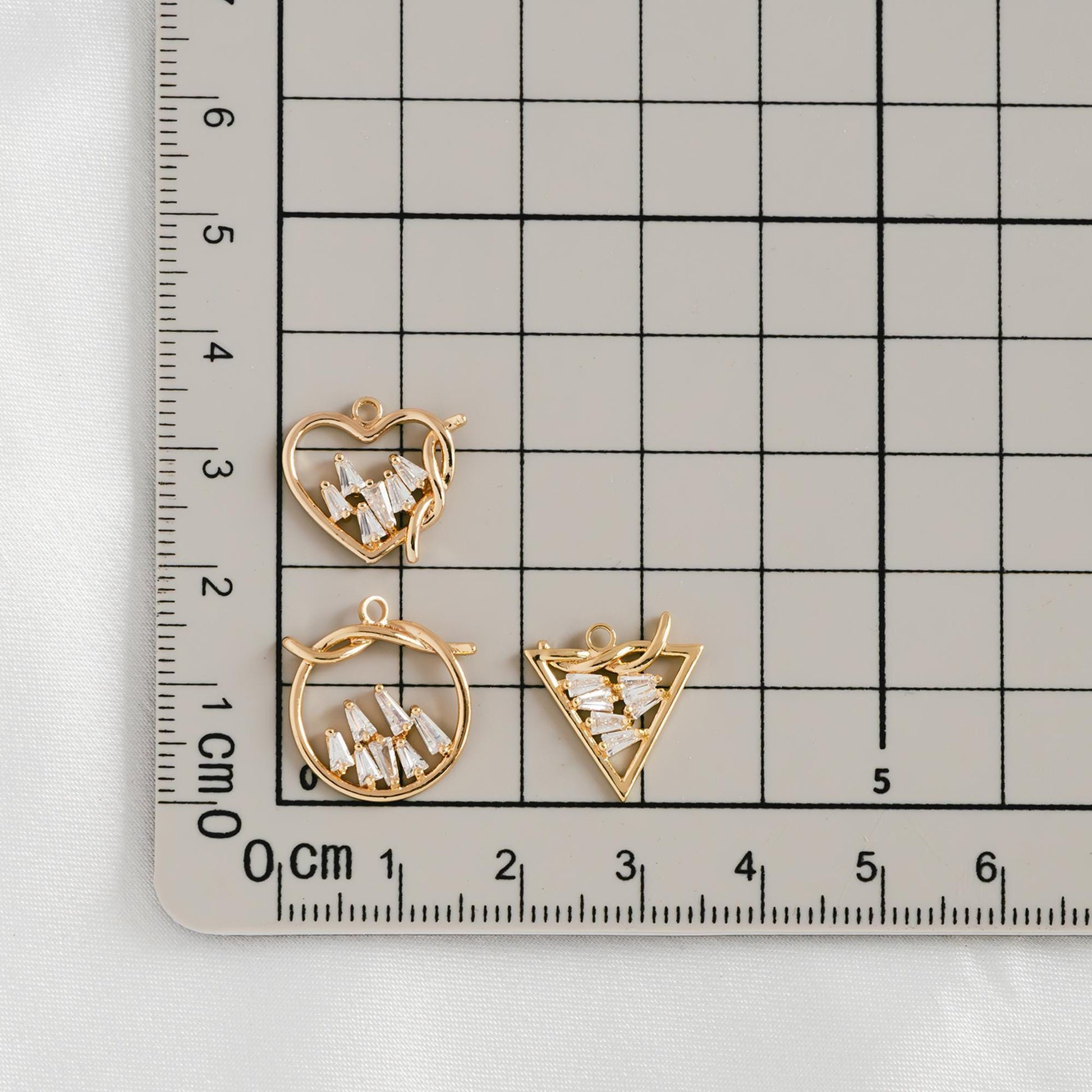 4pcs Gold Knot Triangle/ Circle/ Heart Charms, Earring Findings, Jewelry Making, Diy Material, Jewelry Supplies (GB-2125)