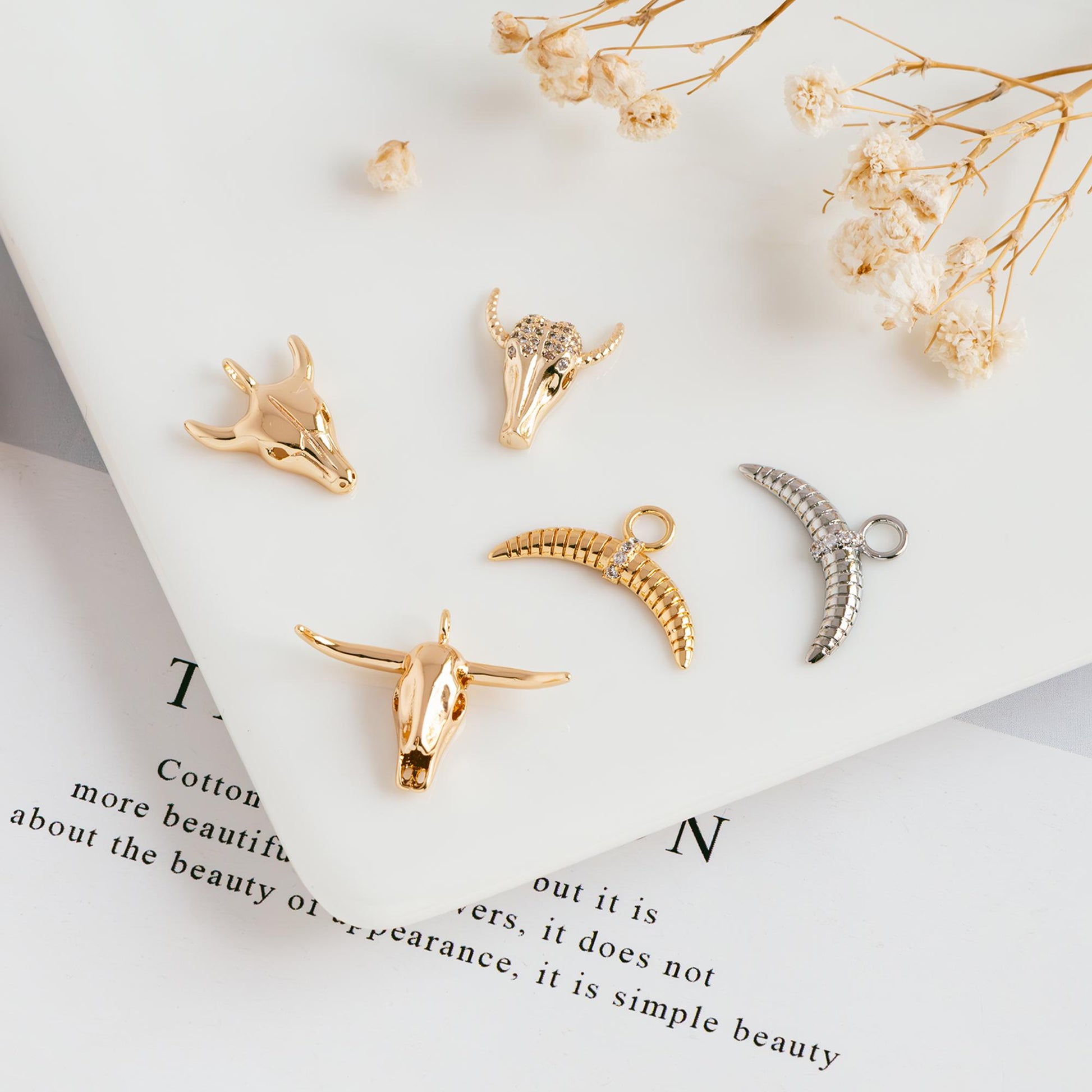 4pcs Gold/ Silver Tone OX Head Skull Charm, Ox Horn Charm, Real Gold/ Rhodium plated Brass, Buffalo Head Pendant (GB-3616)