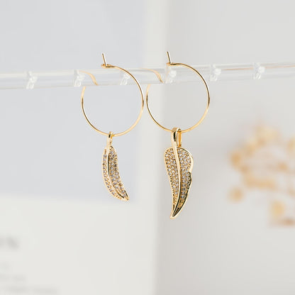 4pcs CZ pave Gold Leaf Charms, 18K Gold plated Brass, Dainty Feather Pendants (GB-2310)