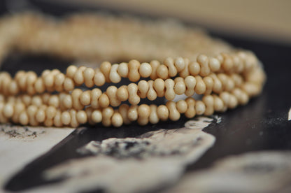 Farfalle Peanut Seed Glass Beads 4x2mm, (TS-70)