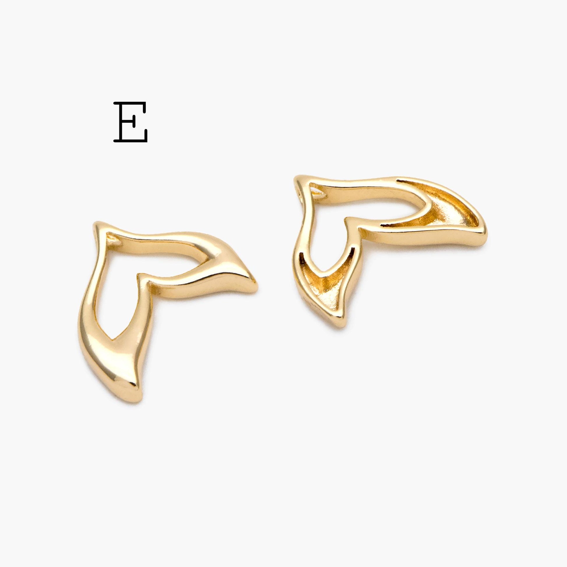 4pcs Gold Whale Tail Charms , Real Gold plated Brass, Mermaid Tail Pendants (GB-1156)