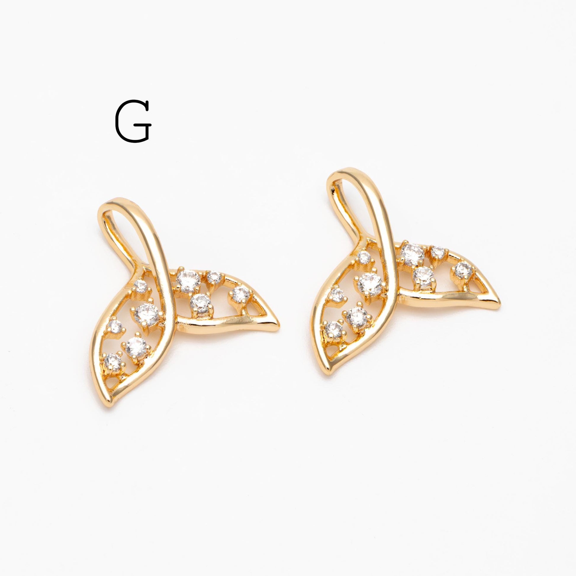 4pcs Gold Whale Tail Charms , Real Gold plated Brass, Mermaid Tail Pendants (GB-1156)