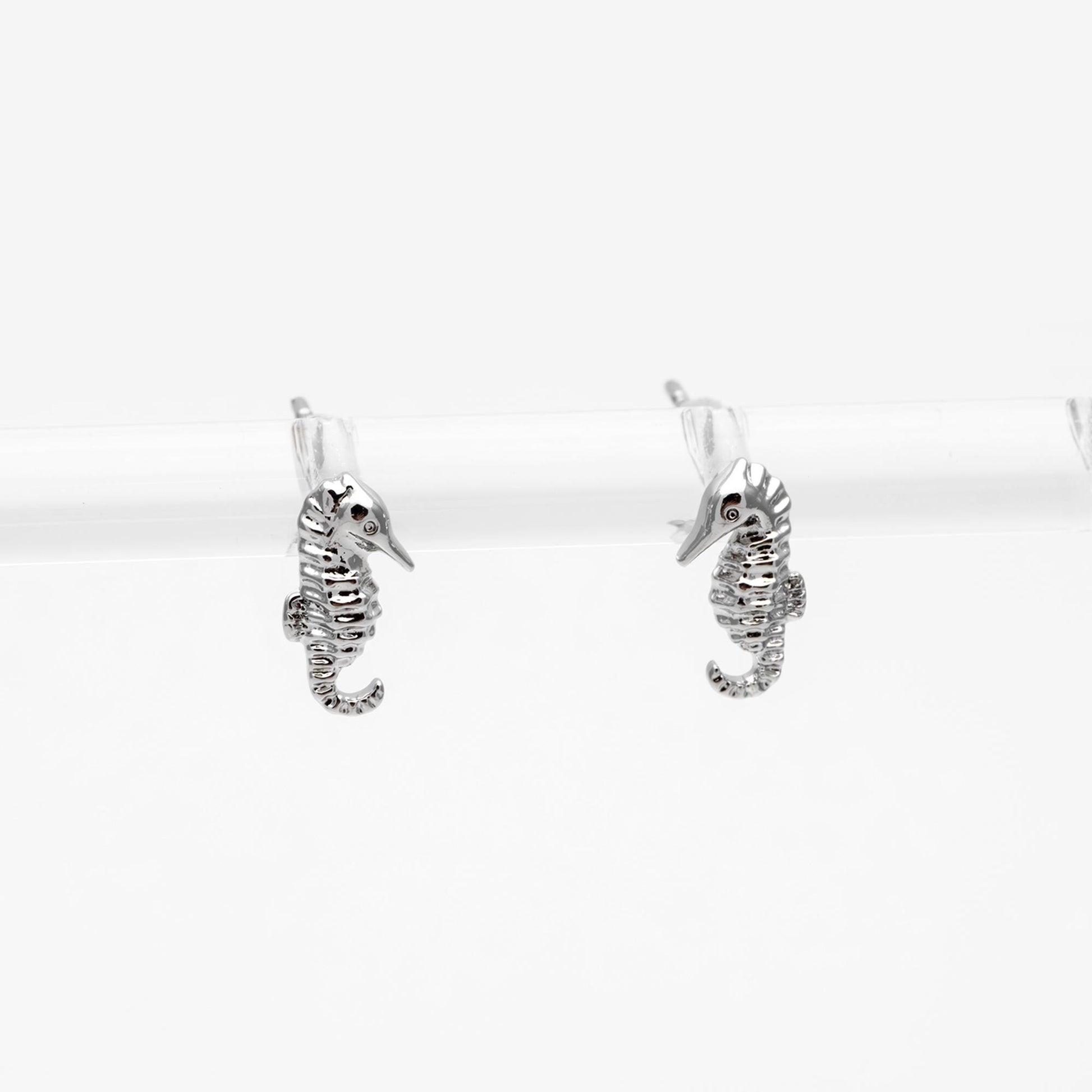 10pcs Gold/ Silver Sea Horse Earrings, 18K Real Gold/ Rhodium plated Brass, Cute Ocean Stud Earrings (GB-4460-D)