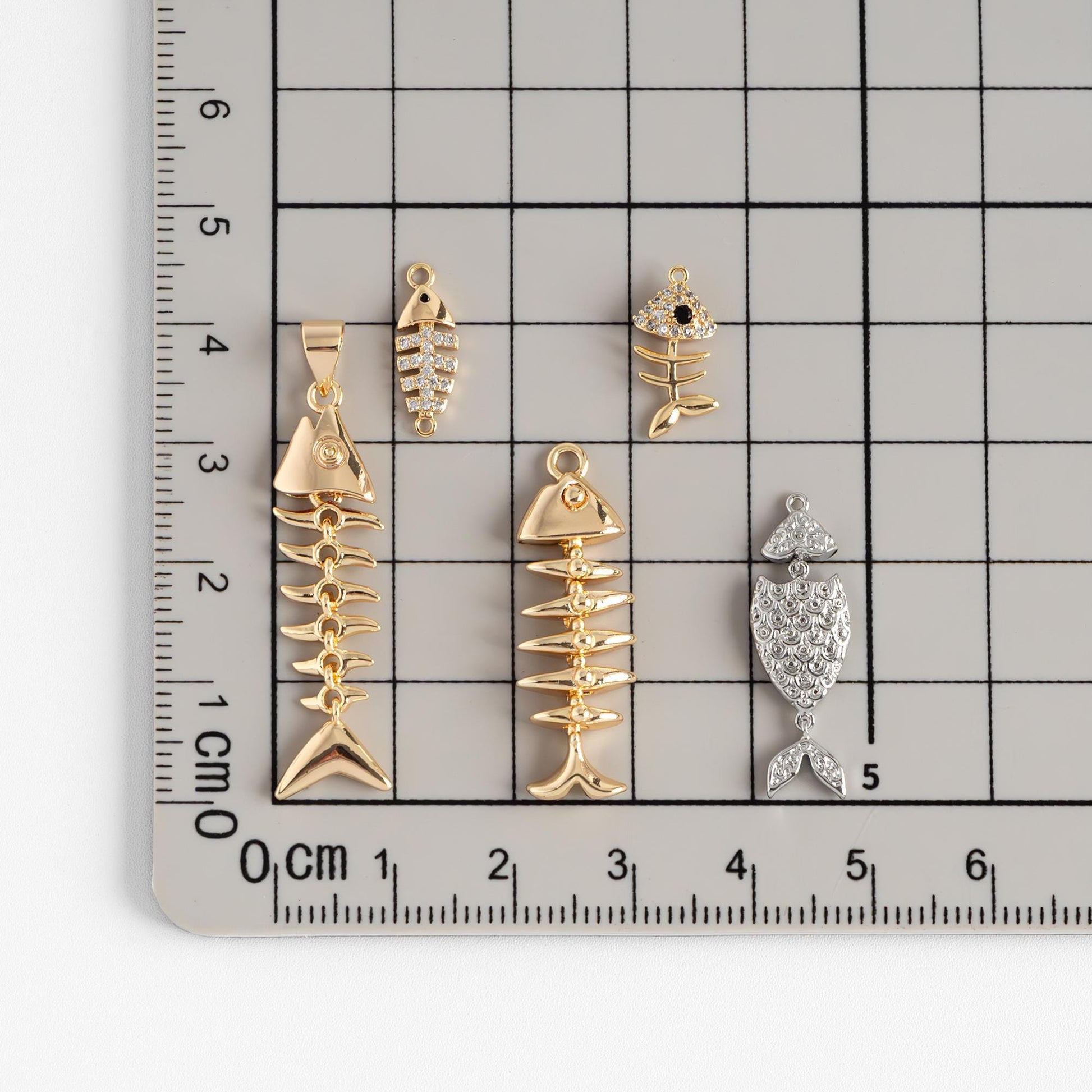 4pcs Gold/ Silver Tone Fishbone Charm, Gold/ Rhodium Plated Brass Fishbone Pendant, Skeleton Pendant (GB-2936)