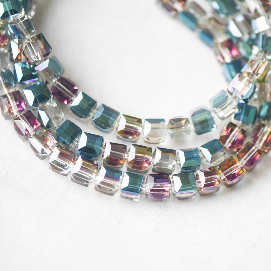 95pcs Cube Glass Crystal Faceted Beads 8mm, (#FZ-08)