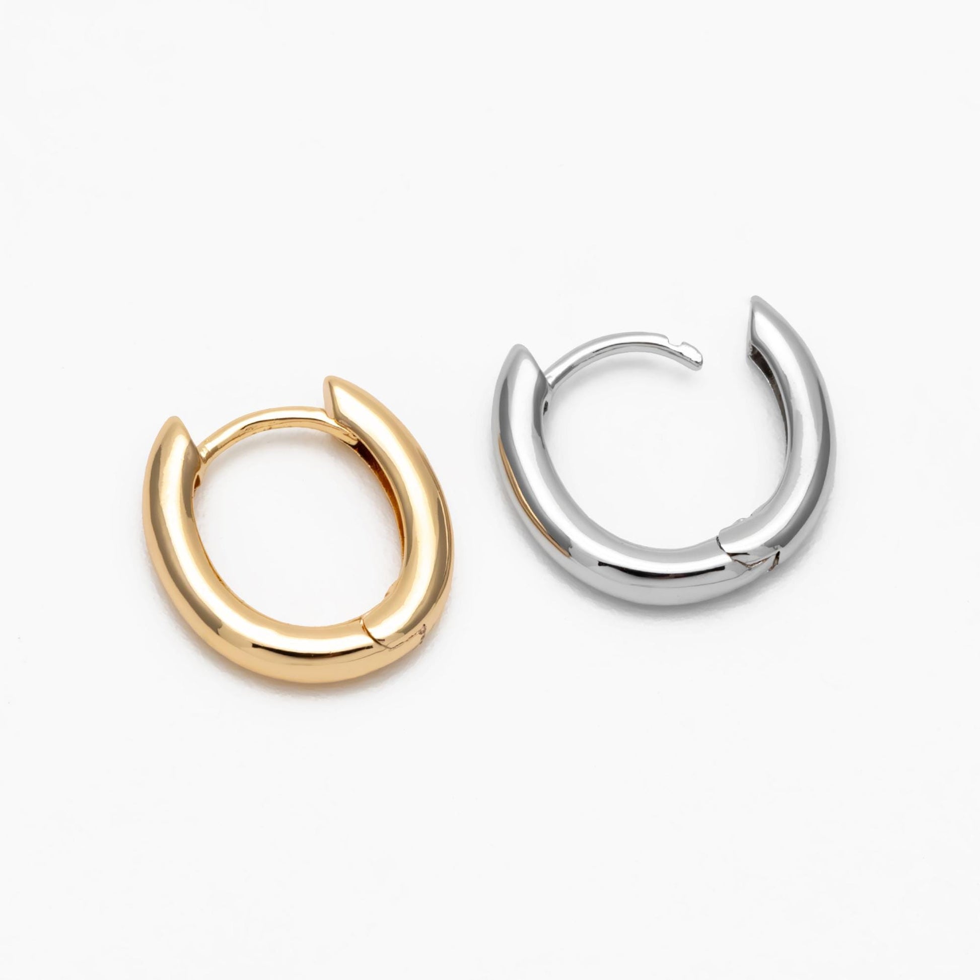 10pcs Gold/ Silver tone Oval Huggie Earrings 14x13mm, Gold/ Rhodium plated on Brass, Earring Hoop Components (GB-4669)