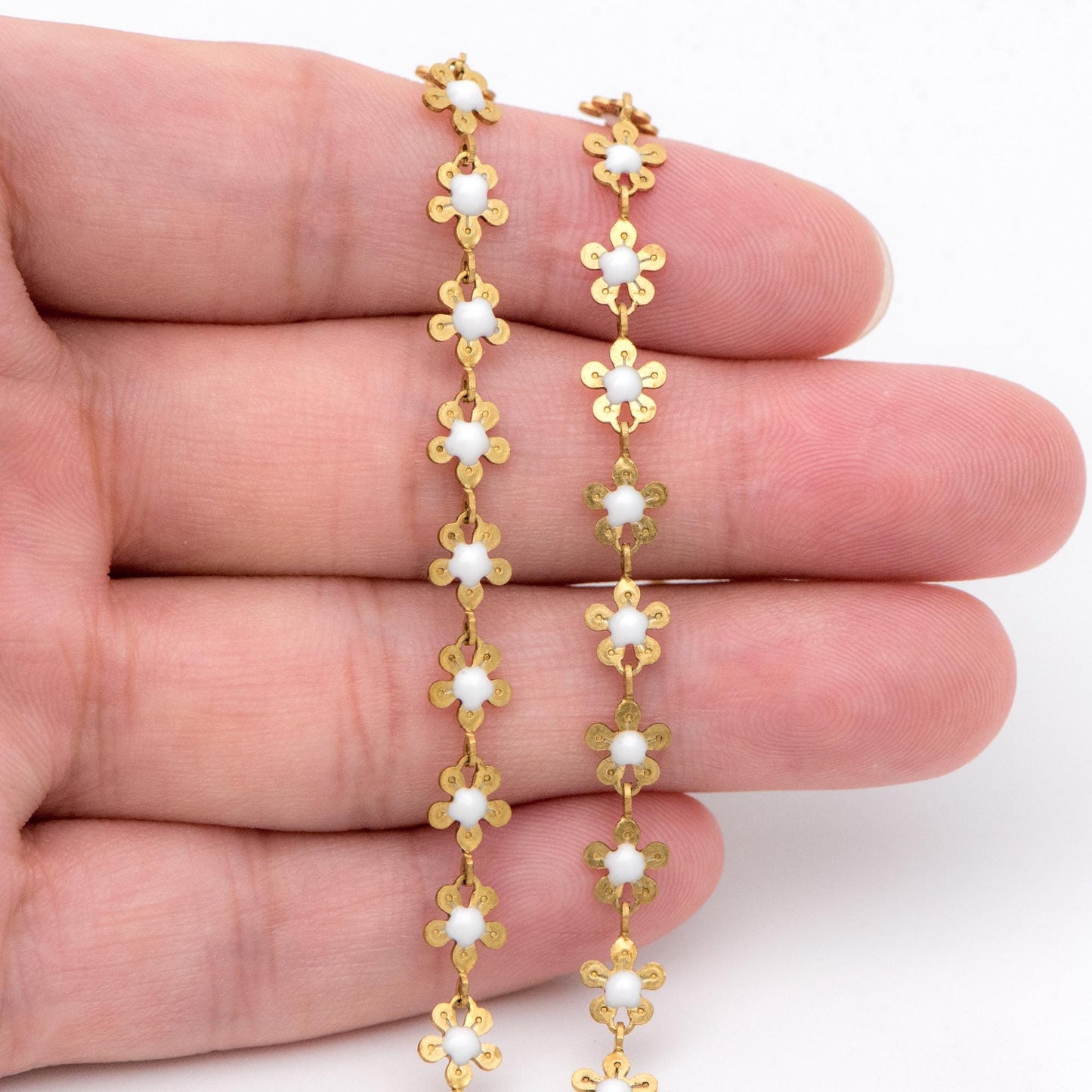Enamel Flower Chain, Unplated Raw Brass Designer Chain 6mm, Floral Link Chain Findings, White (#LK-392)/ 1 Meter=3.3ft