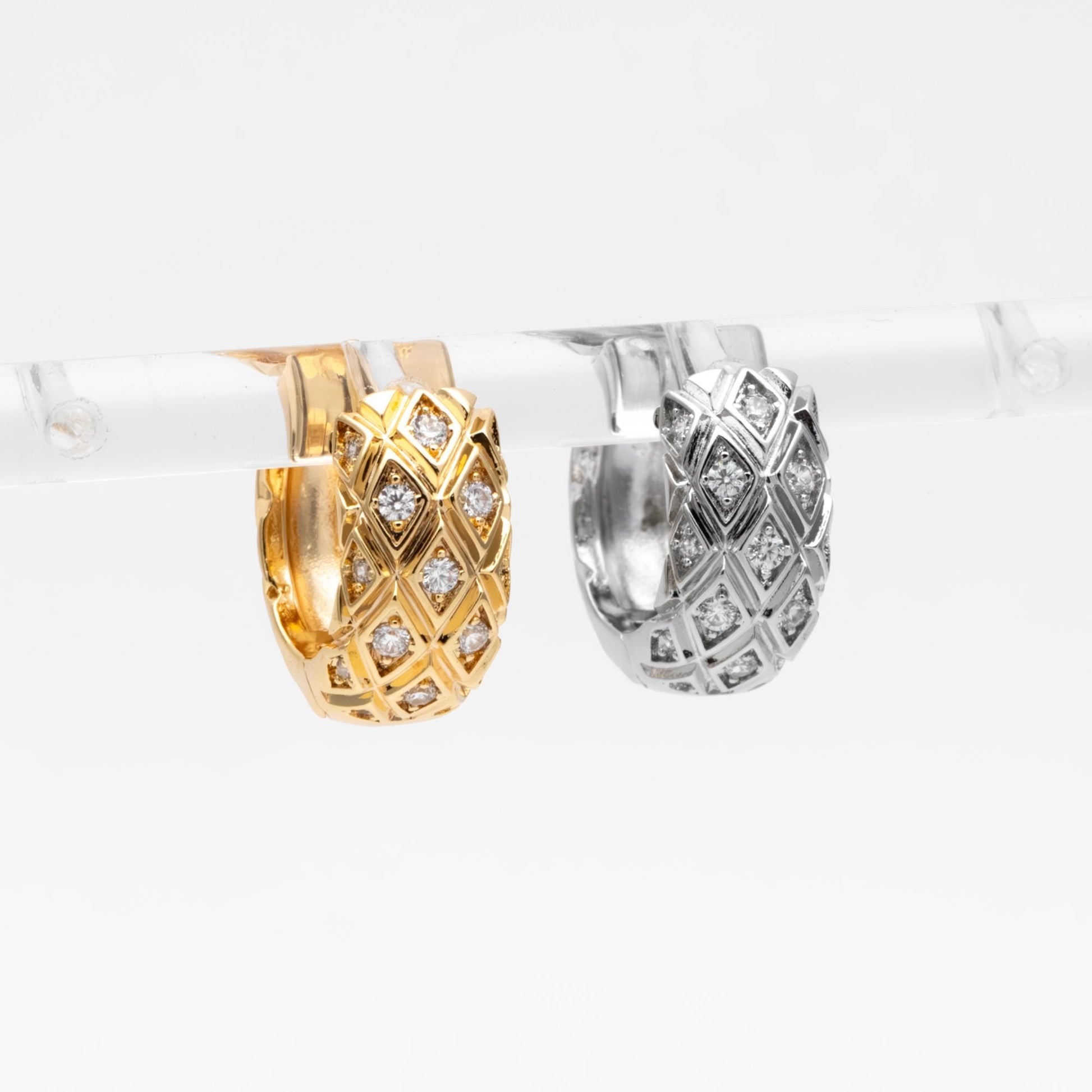4pcs CZ Pave Gold/ Silver Tone Textured Hoop Earrings, Huggie Earrings, Minimalist Earring, Small Gold Hoops Earring (GB-4673)