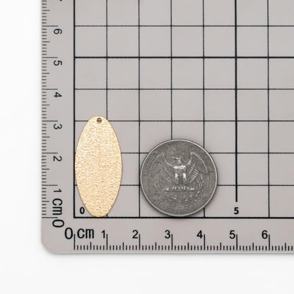 10pcs Gold Oval Disc Pendants 31mm, Gold plated Brass Geometric Disk Charms (GB-265-F)