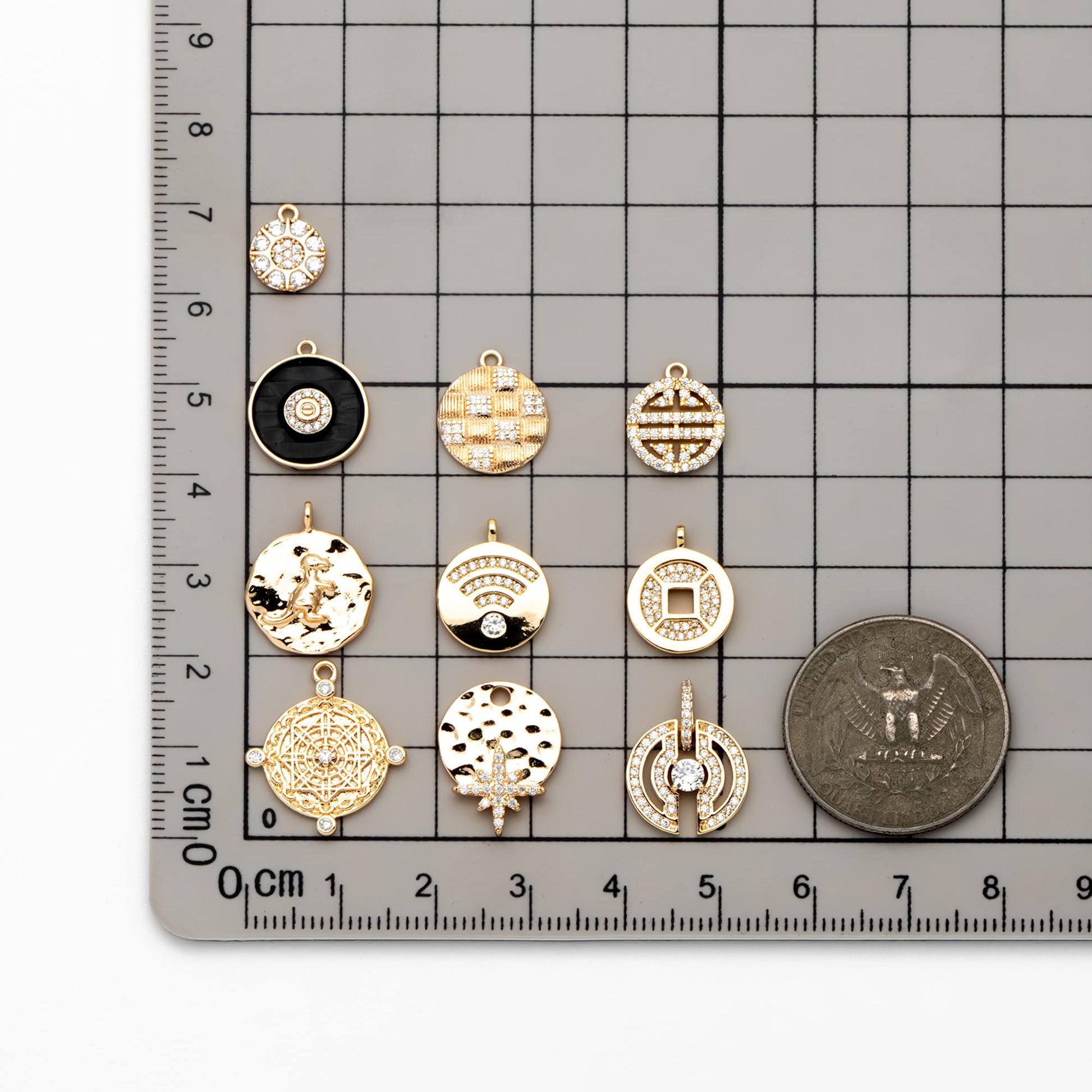 4pcs Gold Round Disc Charms , 18K Gold plated Brass, Jewelry Making, Diy Material, Jewelry Supplies (GB-3464)