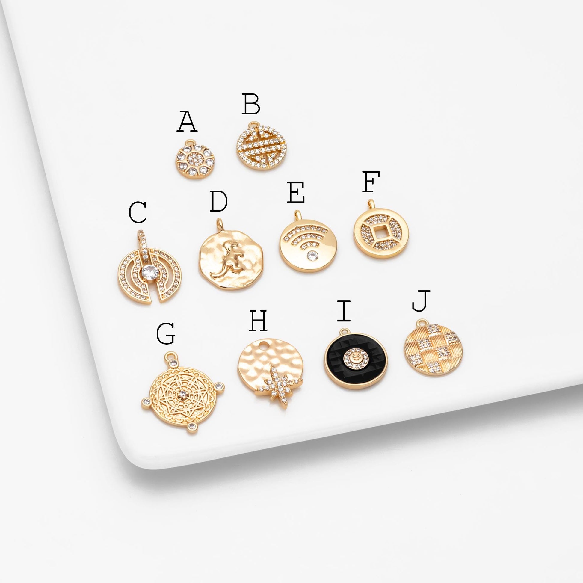 4pcs Gold Round Disc Charms , 18K Gold plated Brass, Jewelry Making, Diy Material, Jewelry Supplies (GB-3464)