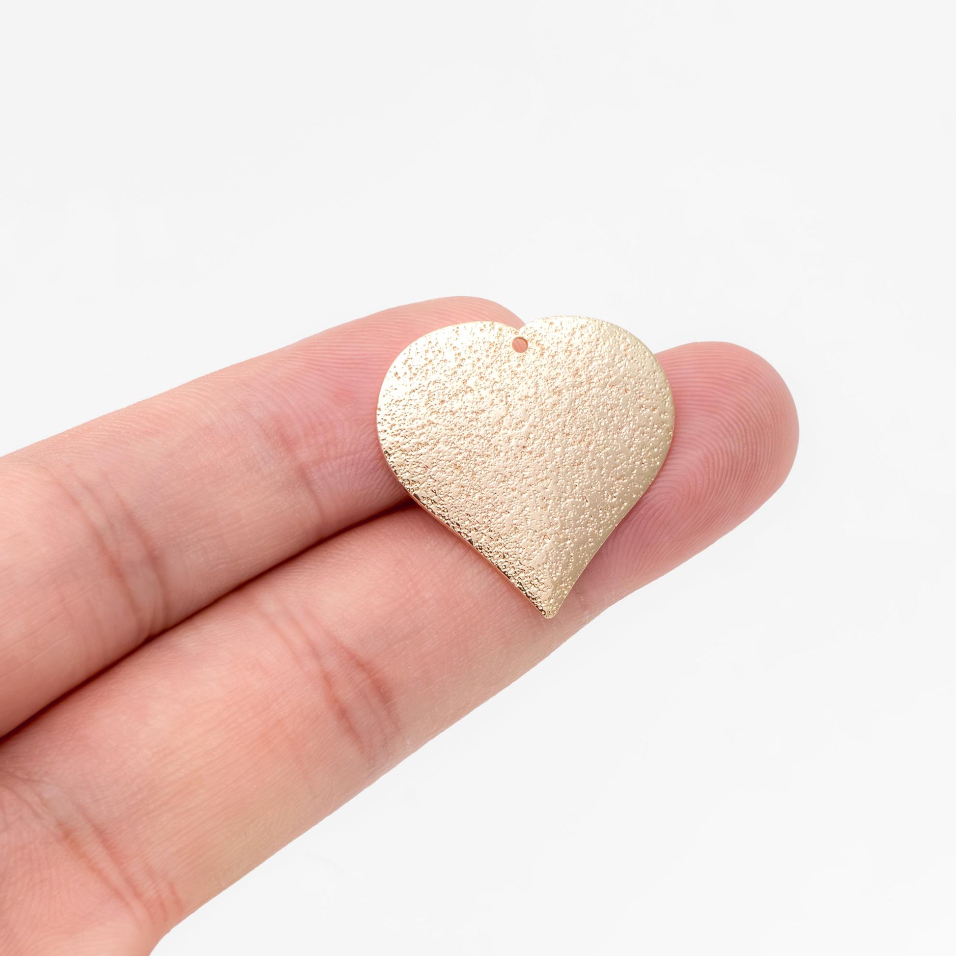 10pcs Gold Heart Pendants 23mm, Gold plated Brass Heart Charms (GB-265-E)